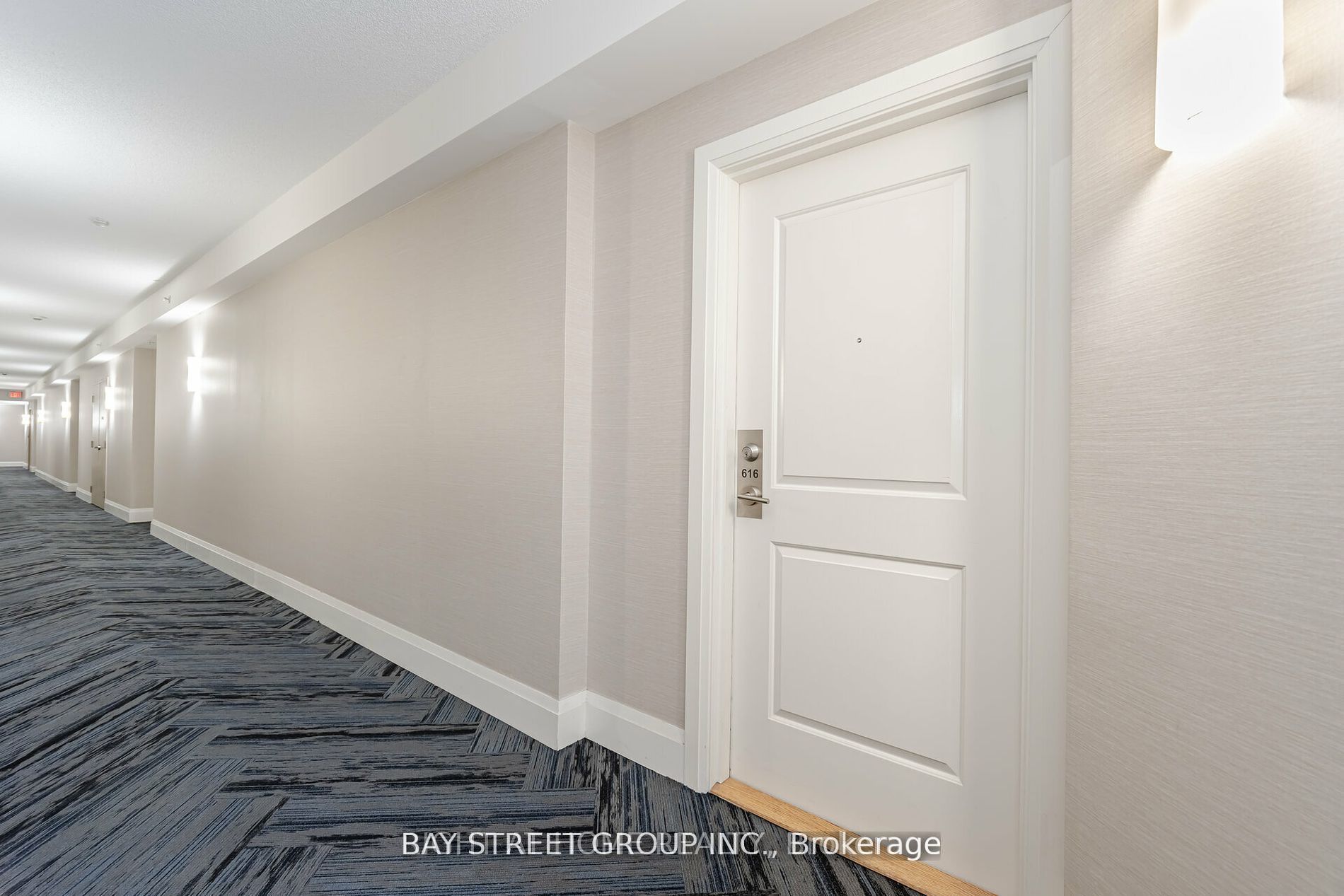 24 Woodstream Boulevard W 616, Vaughan, ON L4L 8C4 photo 5