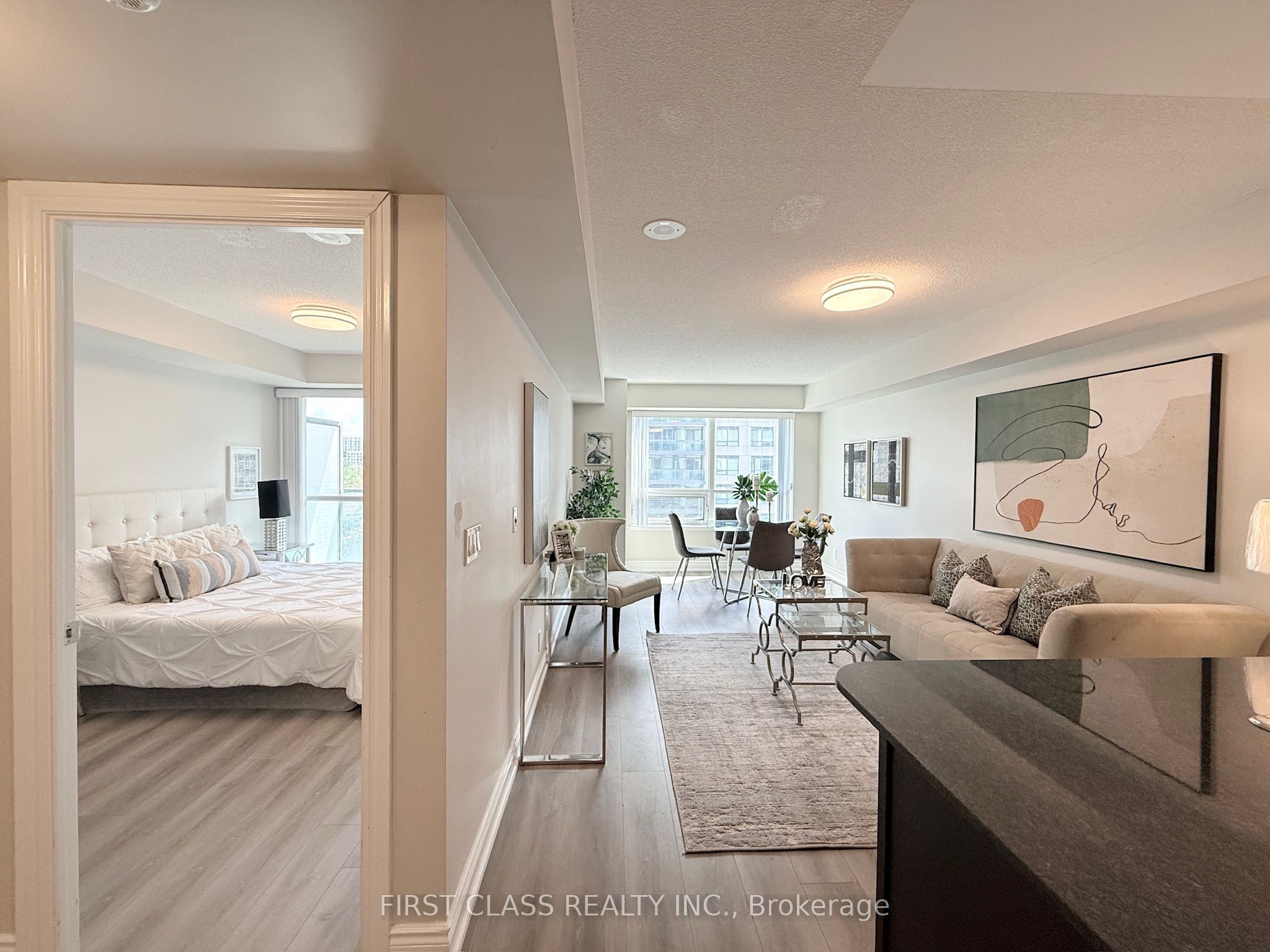 32 Clegg Road 718, Markham, ON L6G 0B2 photo 4