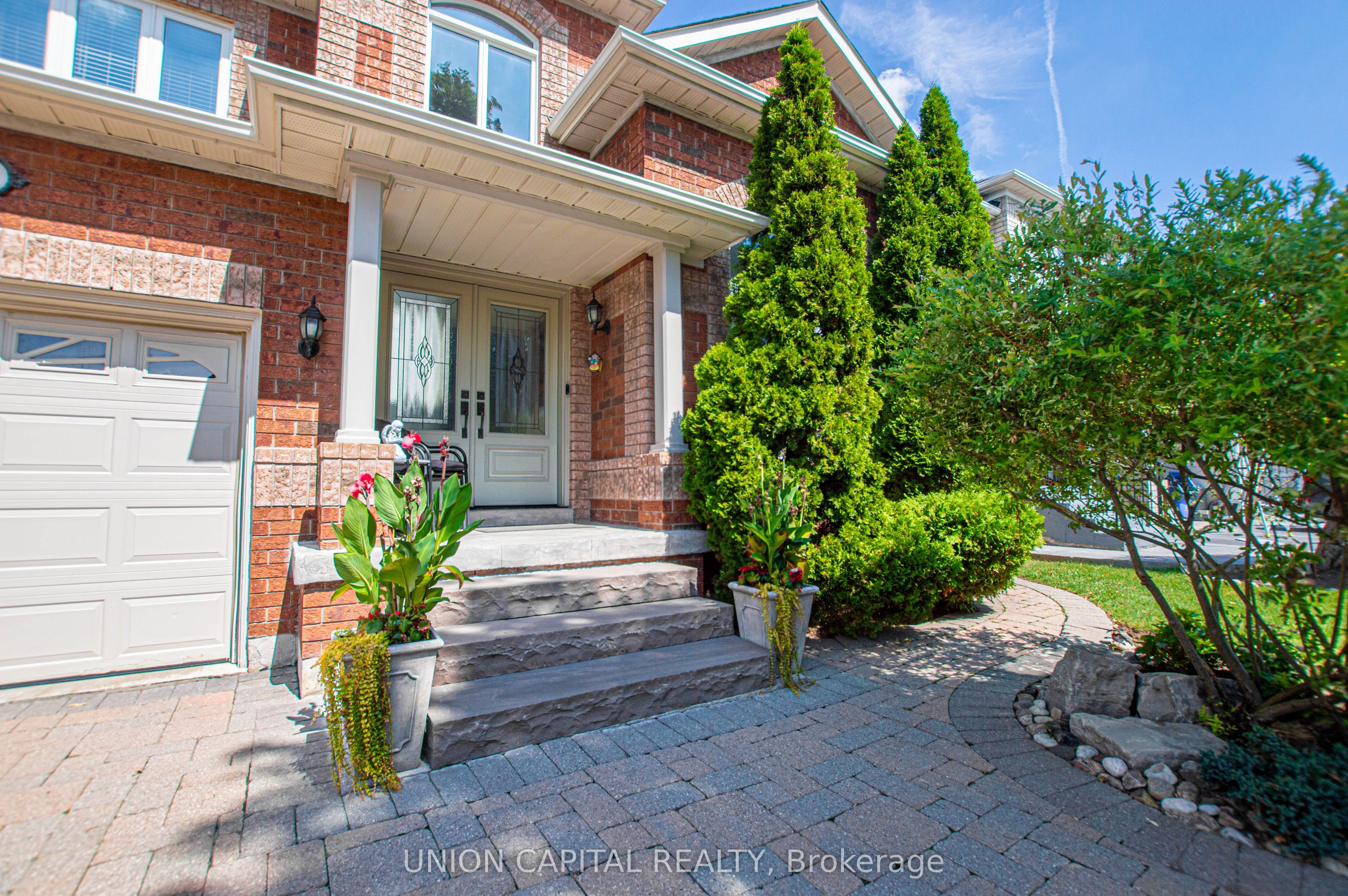 28 Sail Crescent, Vaughan, ON L6A 2Z2 photo 3