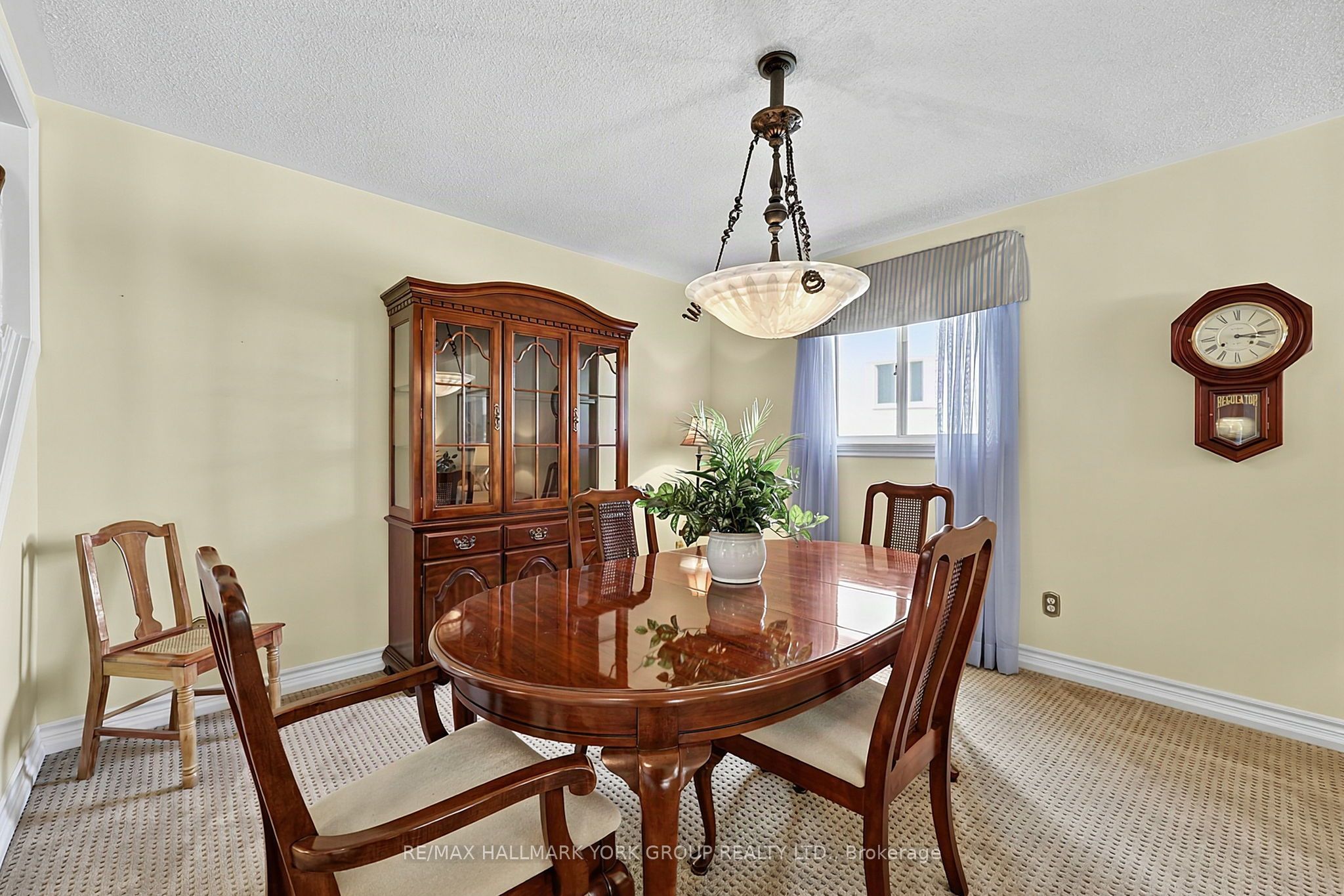 80 Fairway Drive, Aurora, ON L4G 2H4 photo 5