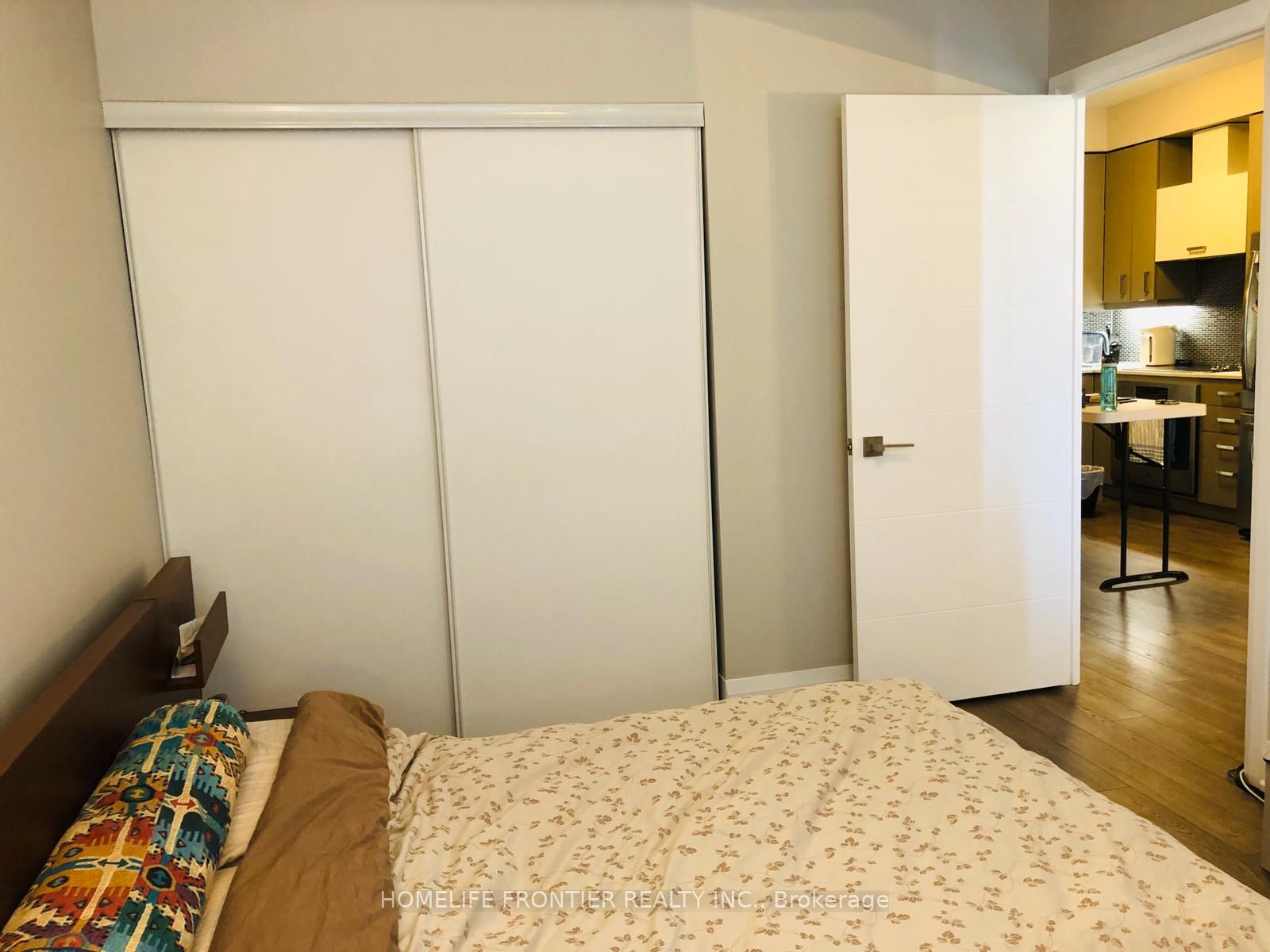 28 Uptown Drive 612, Markham, ON L3R 5M8 photo 3