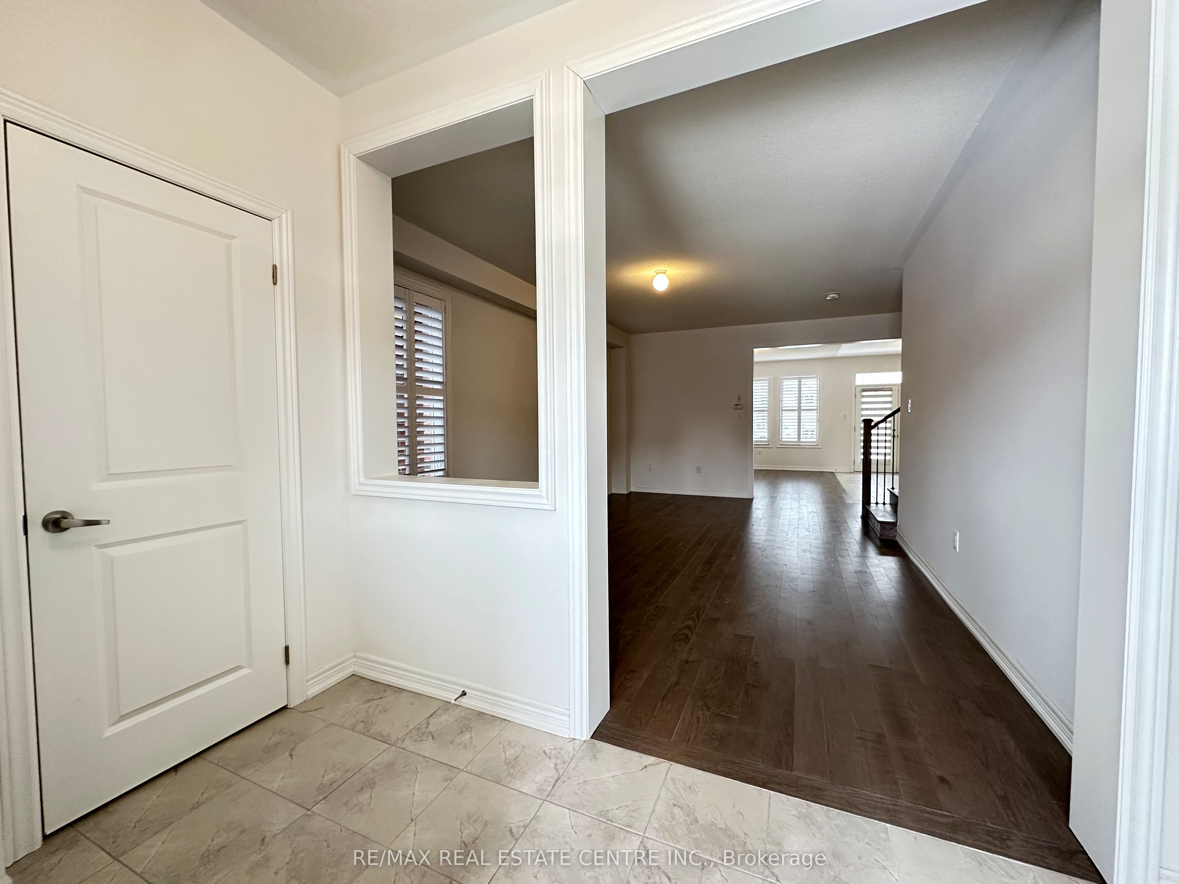 70 Wakefield Boulevard, Essa, ON L3W 0L9 photo 3
