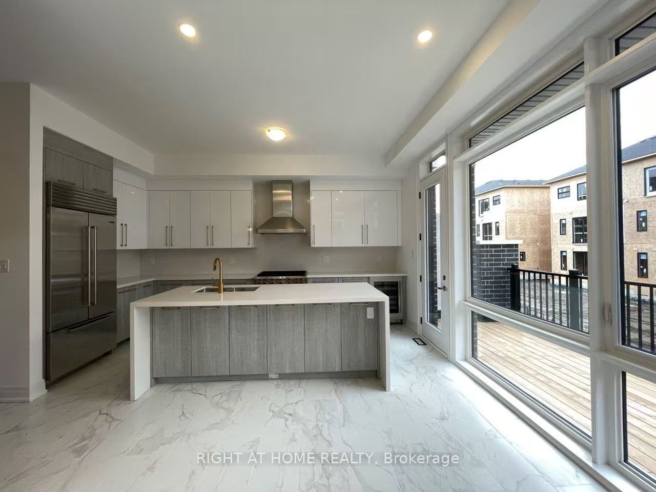 30 Chiara Rose Lane, Richmond Hill, ON L4E 1L4