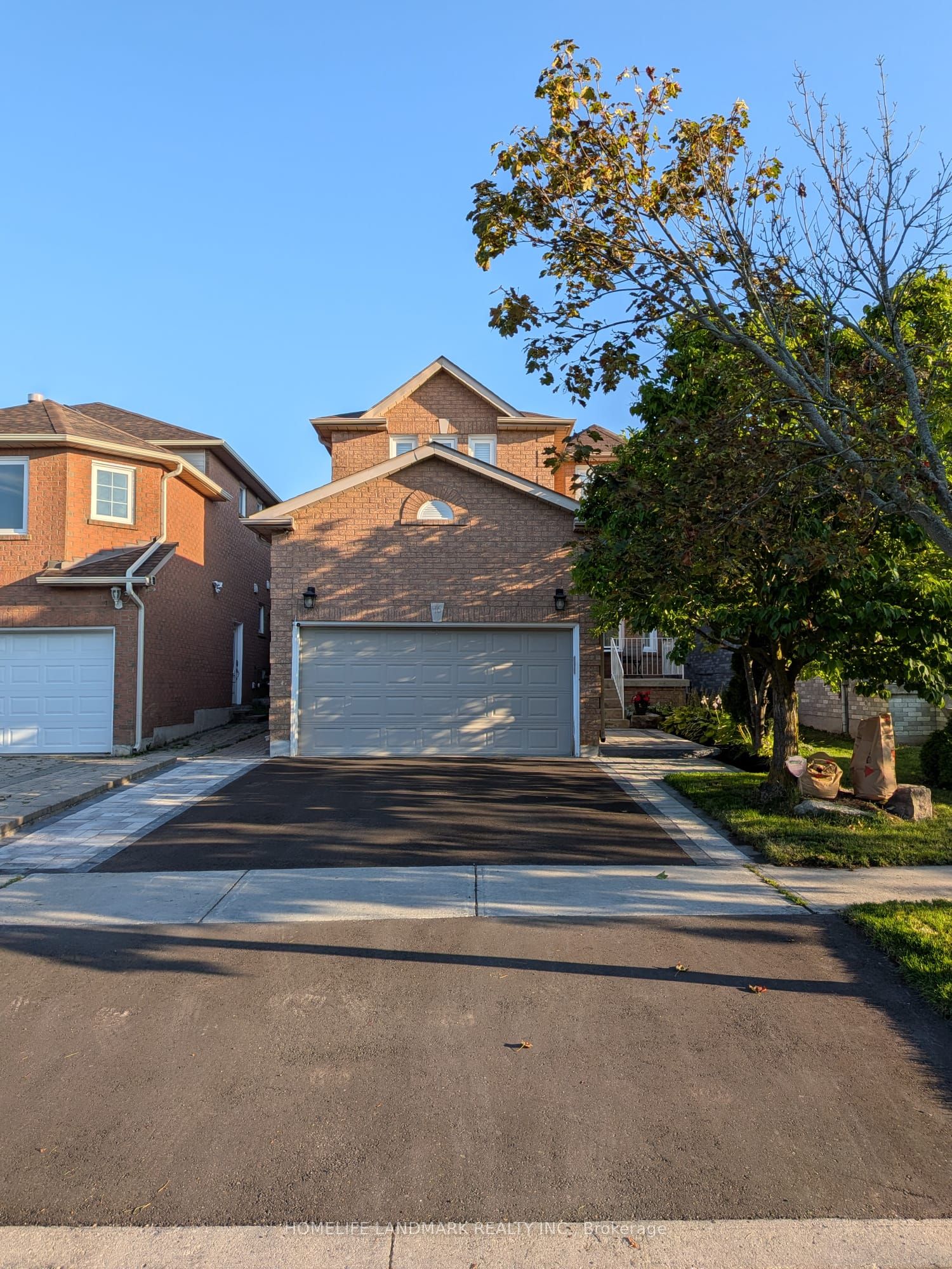 46 Painted Rock Avenue, Richmond Hill, ON L4S 1R6
