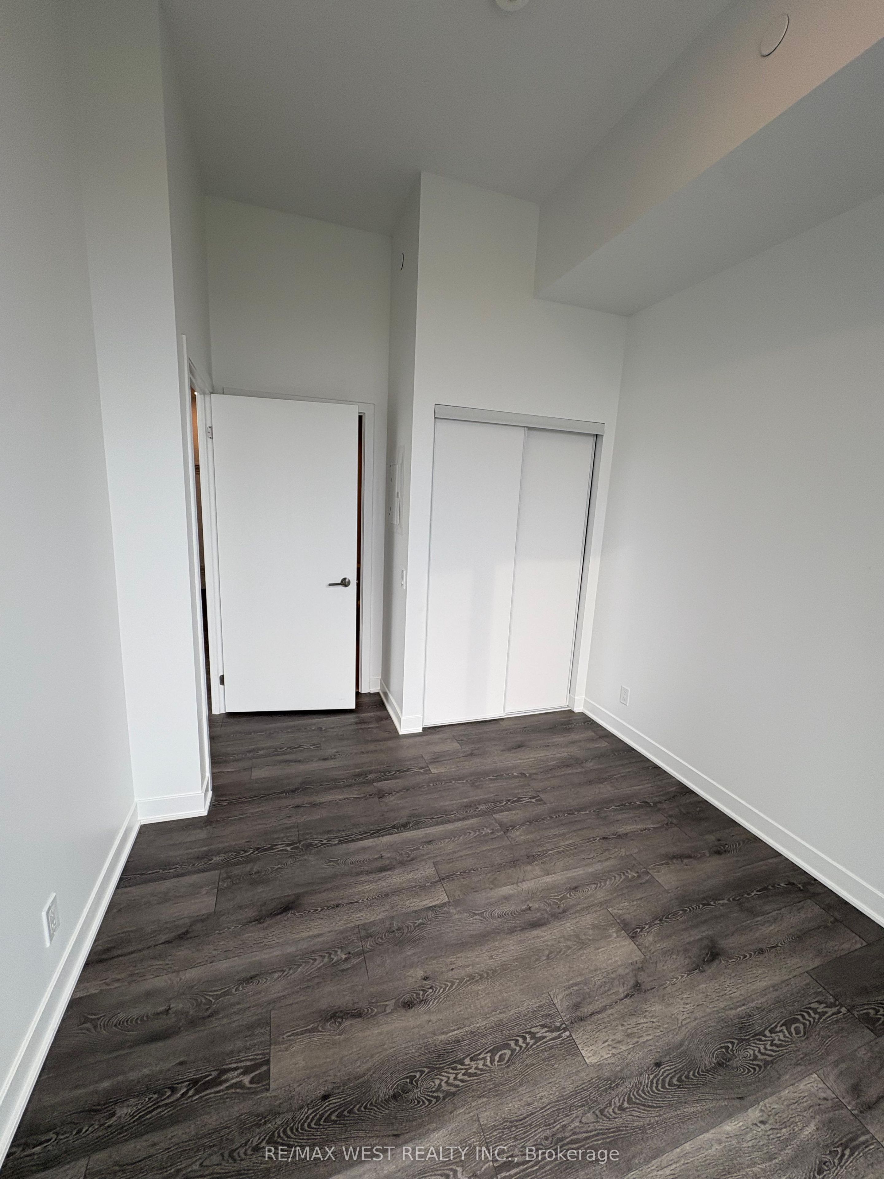 6 Flavelle Trail 2218, Vaughan, ON L4L 0M8 photo 4