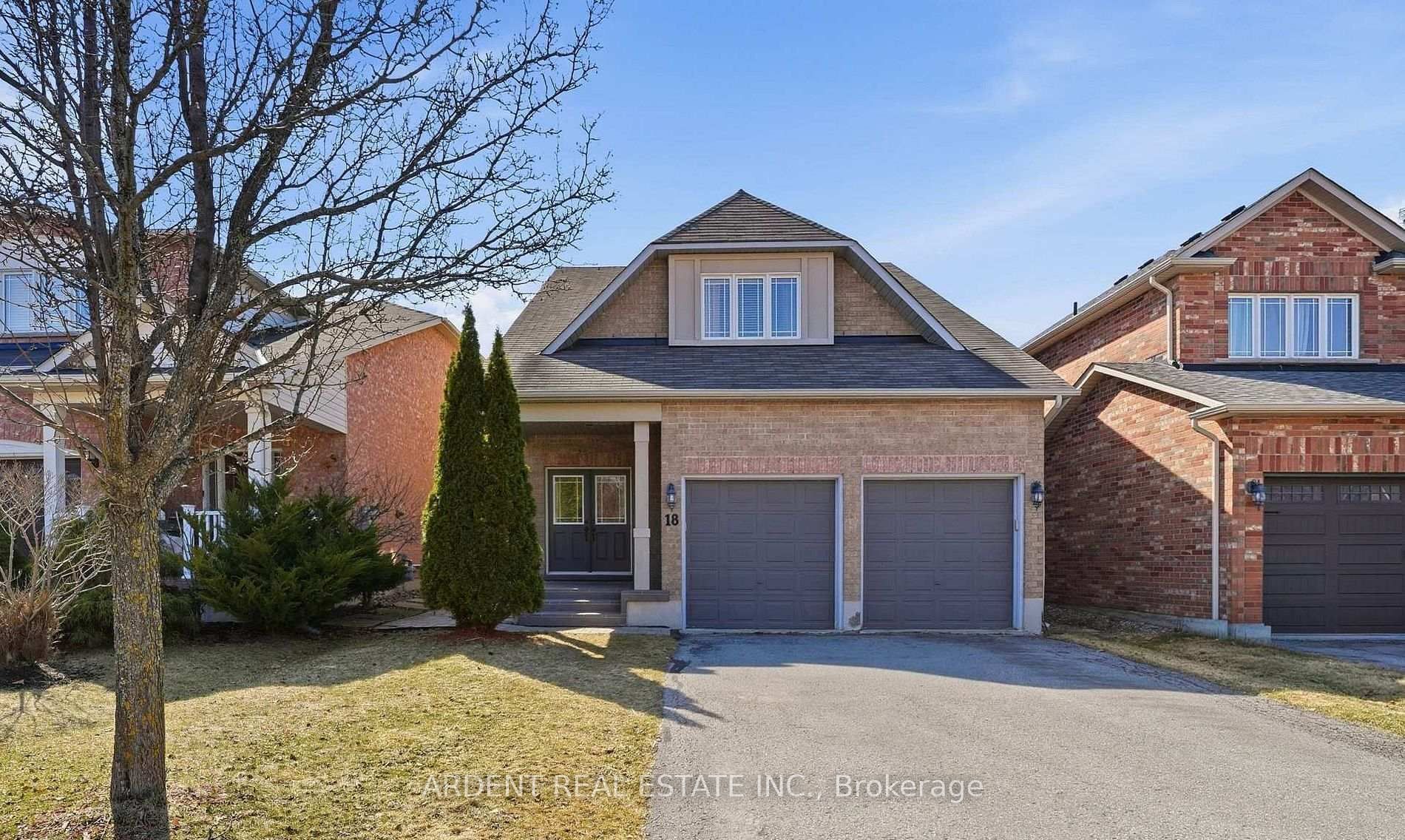 18 Kerr Lane, Aurora, ON L4G 0E5