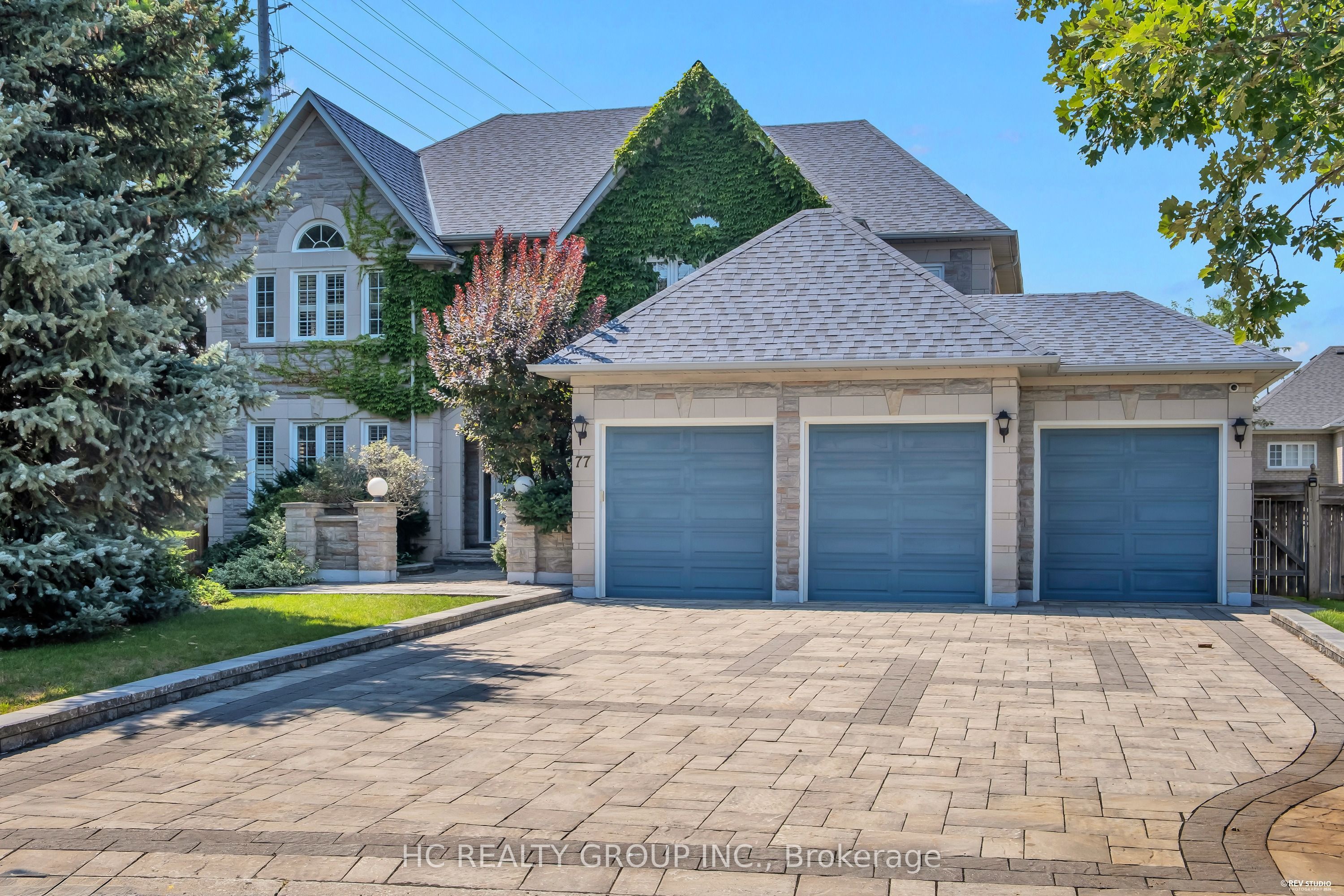 77 Sutcliffe Crescent, Markham, ON L6C 1X2