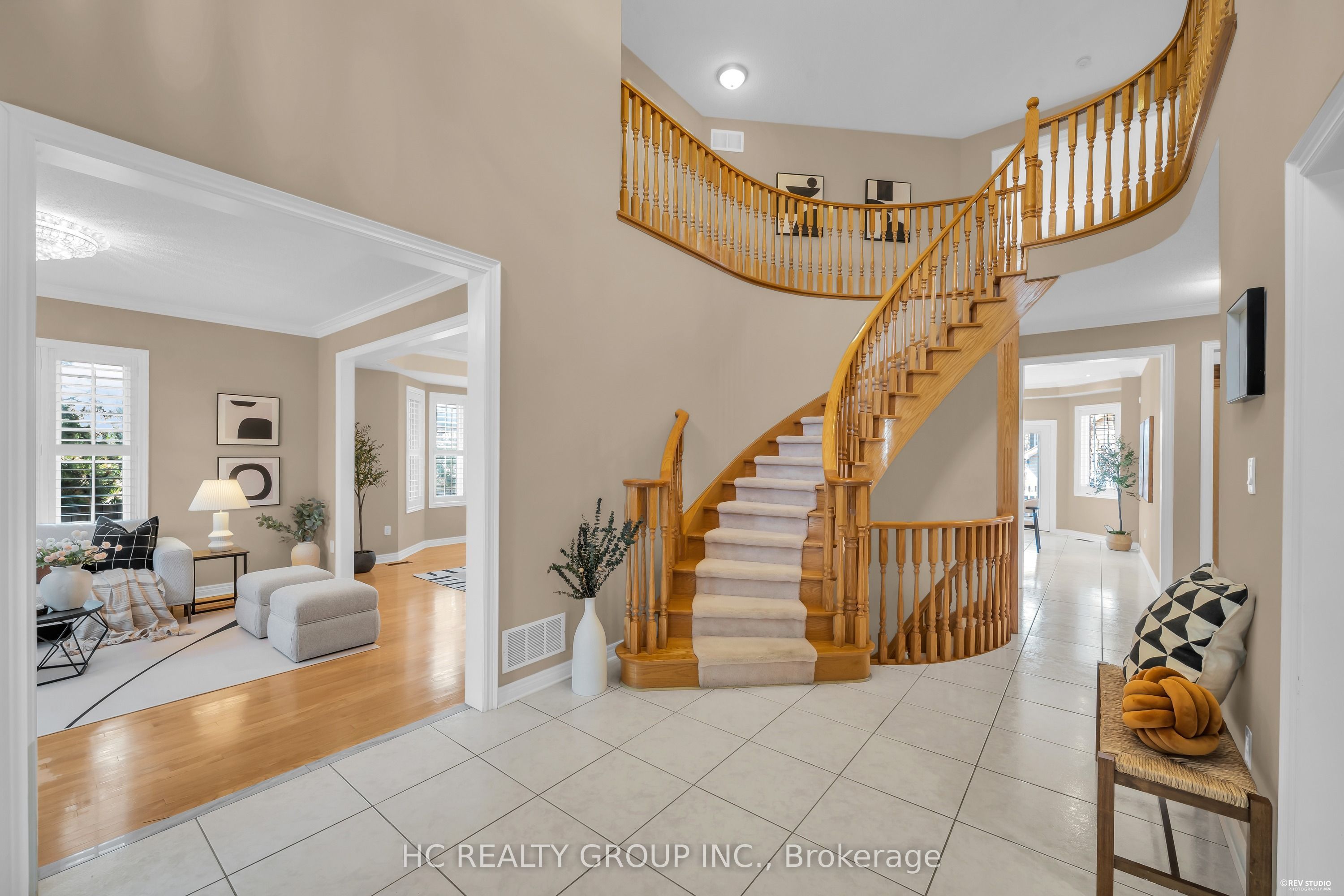 77 Sutcliffe Crescent, Markham, ON L6C 1X2 photo 3