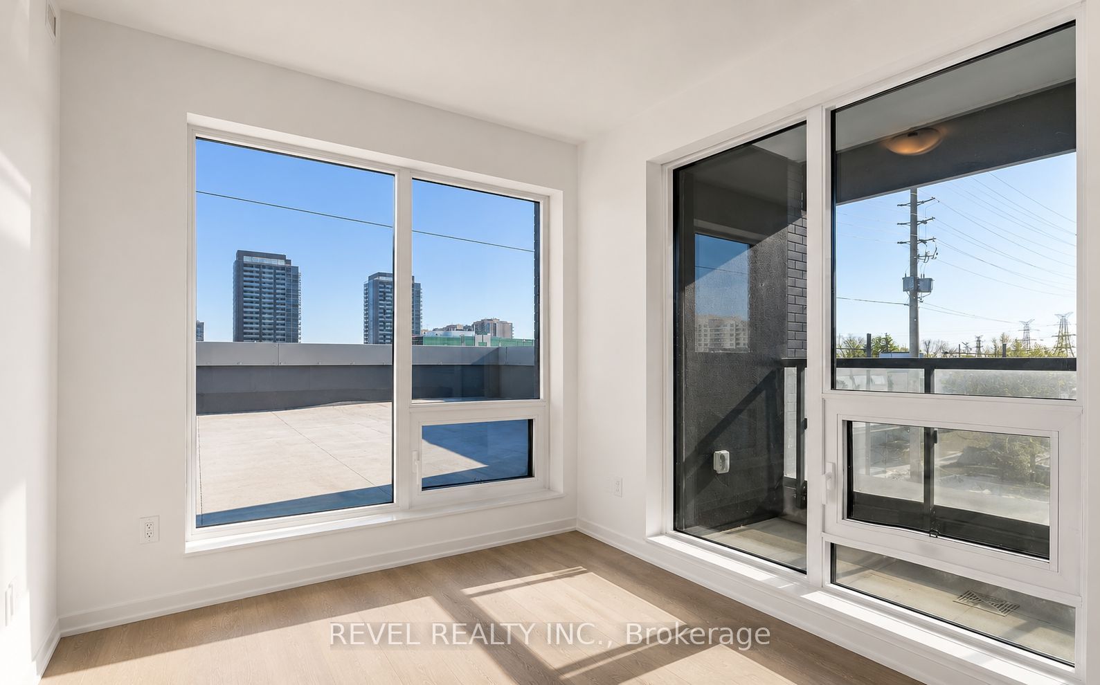 8868 Yonge Street 219E, Richmond Hill, ON L4C 0T4 photo 5