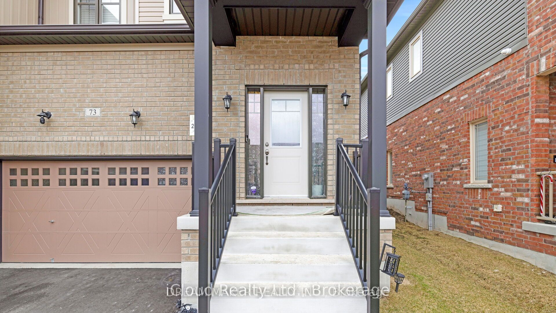 73 Lorne Thomas Place, New Tecumseth, ON L9R 0V8 photo 3