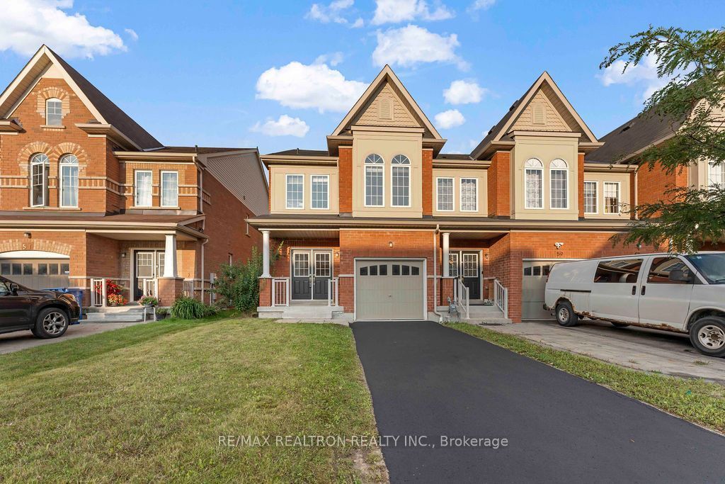 55 Drum Street, Whitchurch-Stouffville, ON L4A 4N9 photo 2