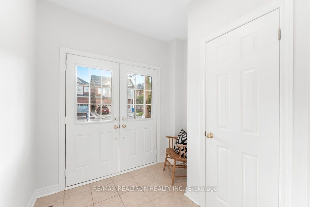 55 Drum Street, Whitchurch-Stouffville, ON L4A 4N9 photo 5