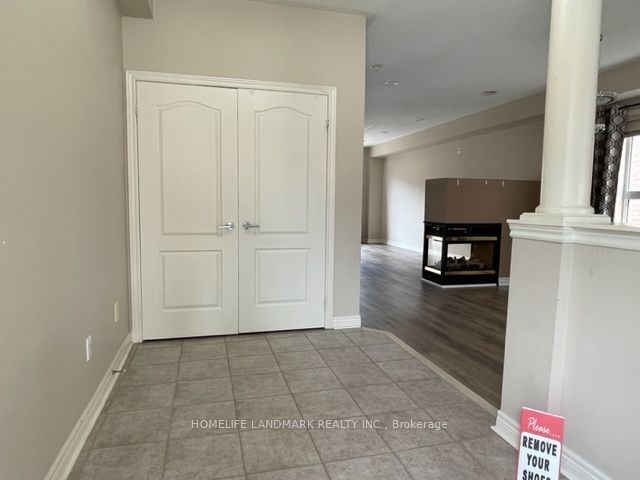 46 Stoneheath Crescent, Markham, ON L6C 2K9 photo 2