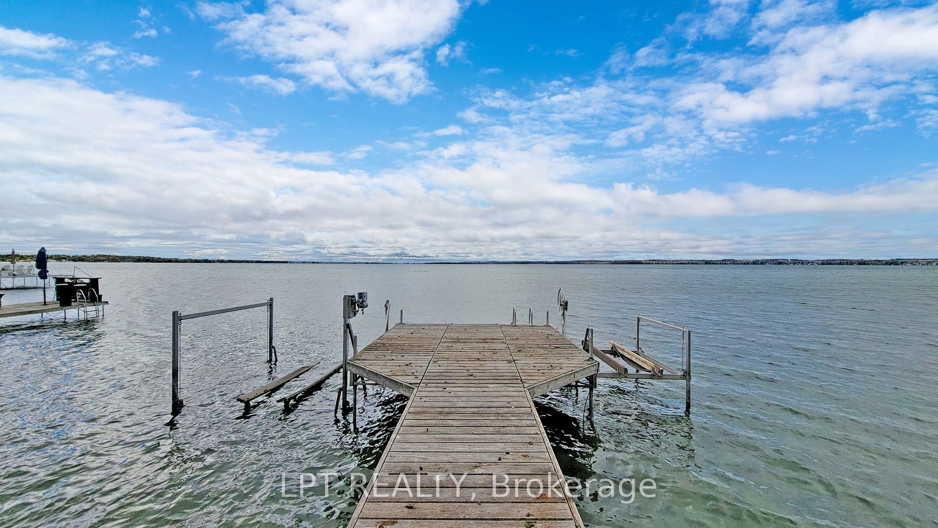 38 Metropolitan Crescent, Georgina, ON L4P 1L5 photo 4