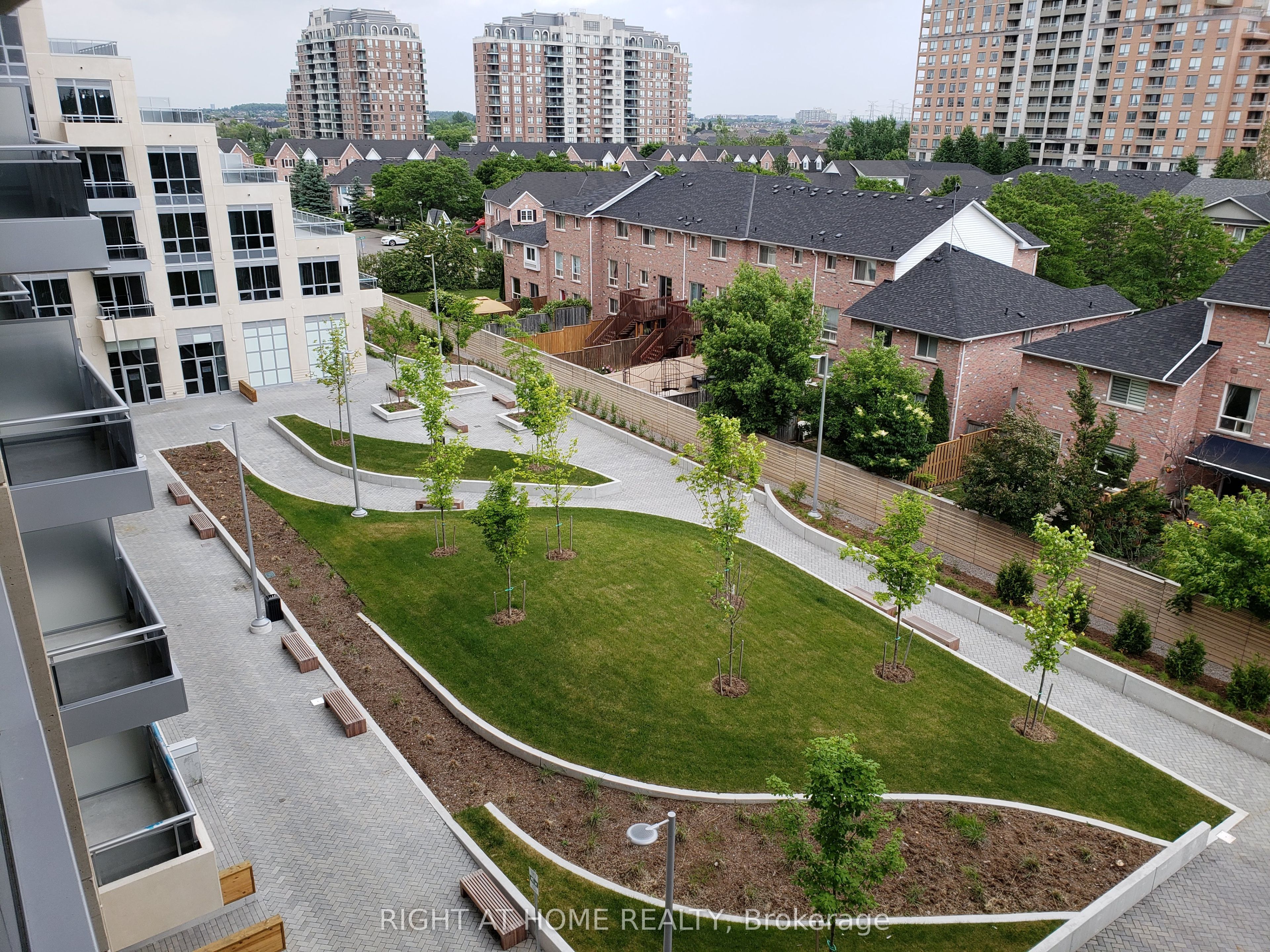 9191 Yonge Street SW-501, Richmond Hill, ON L4C 1E2 photo 3
