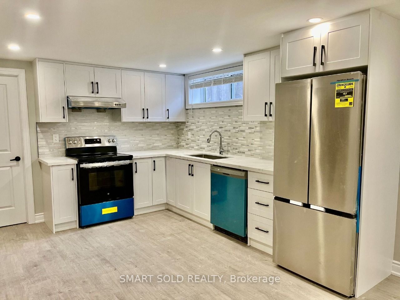 228 Silverbirch Drive Lower, Newmarket, ON L3Y 2Z5 photo 2