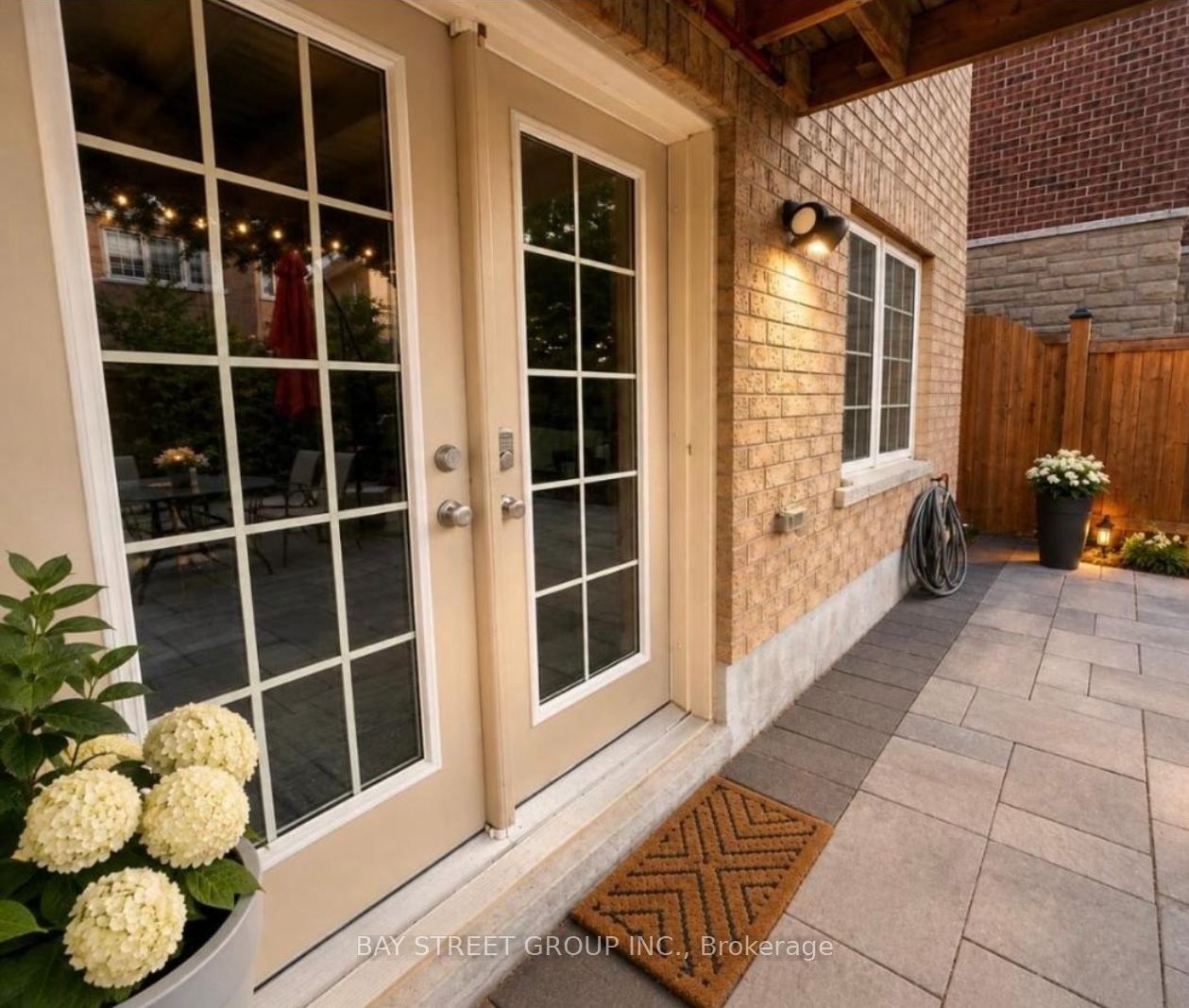 37 Heintzman Crescent, Vaughan, ON L6A 4T8 photo 2