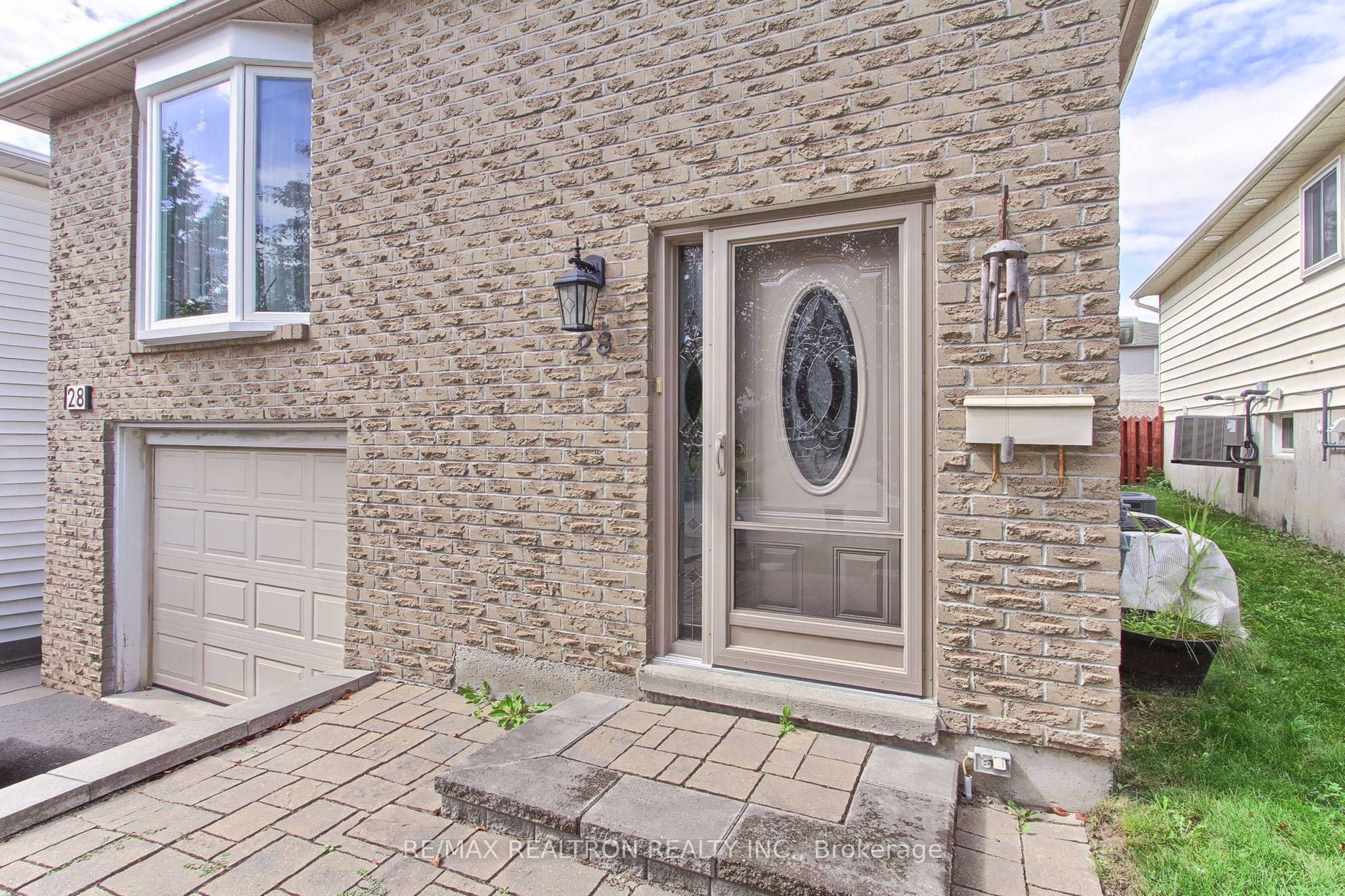28 Longview Drive, Bradford West Gwillimbury, ON L3Z 2H2 photo 4