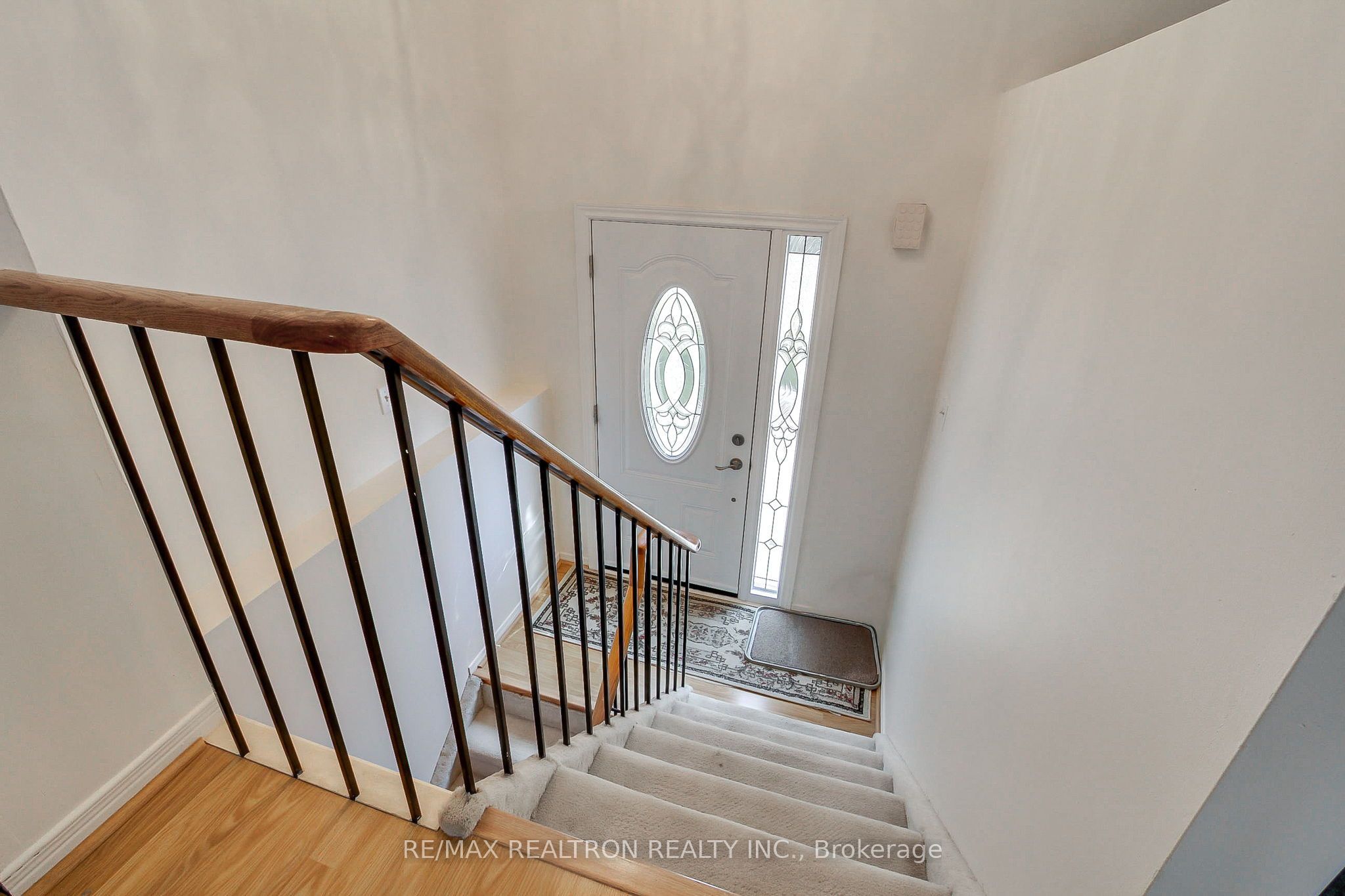 28 Longview Drive, Bradford West Gwillimbury, ON L3Z 2H2 photo 5