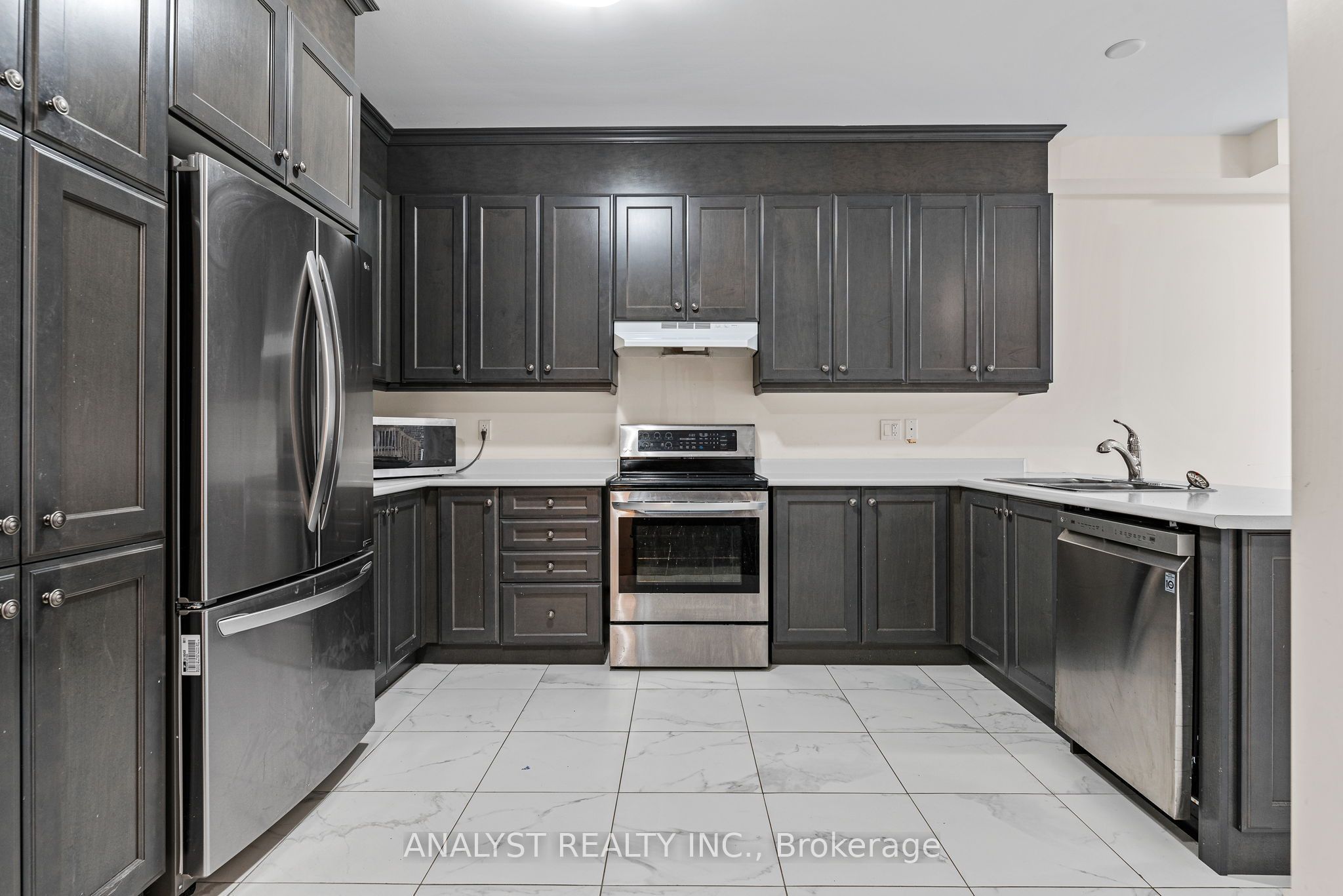 1461 Tomkins Road, Innisfil, ON L9S 0M8 photo 4