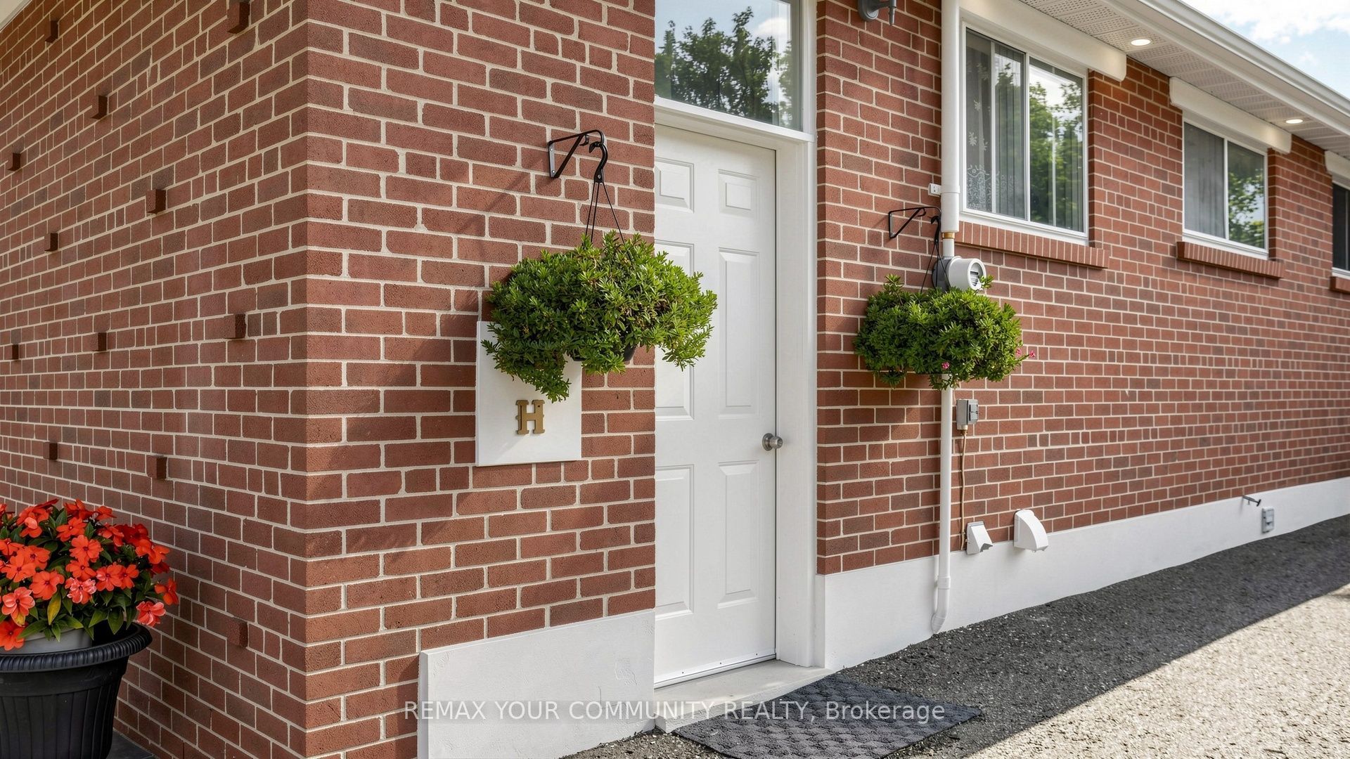 59 Davis Road, Aurora, ON L4G 2B4 photo 5