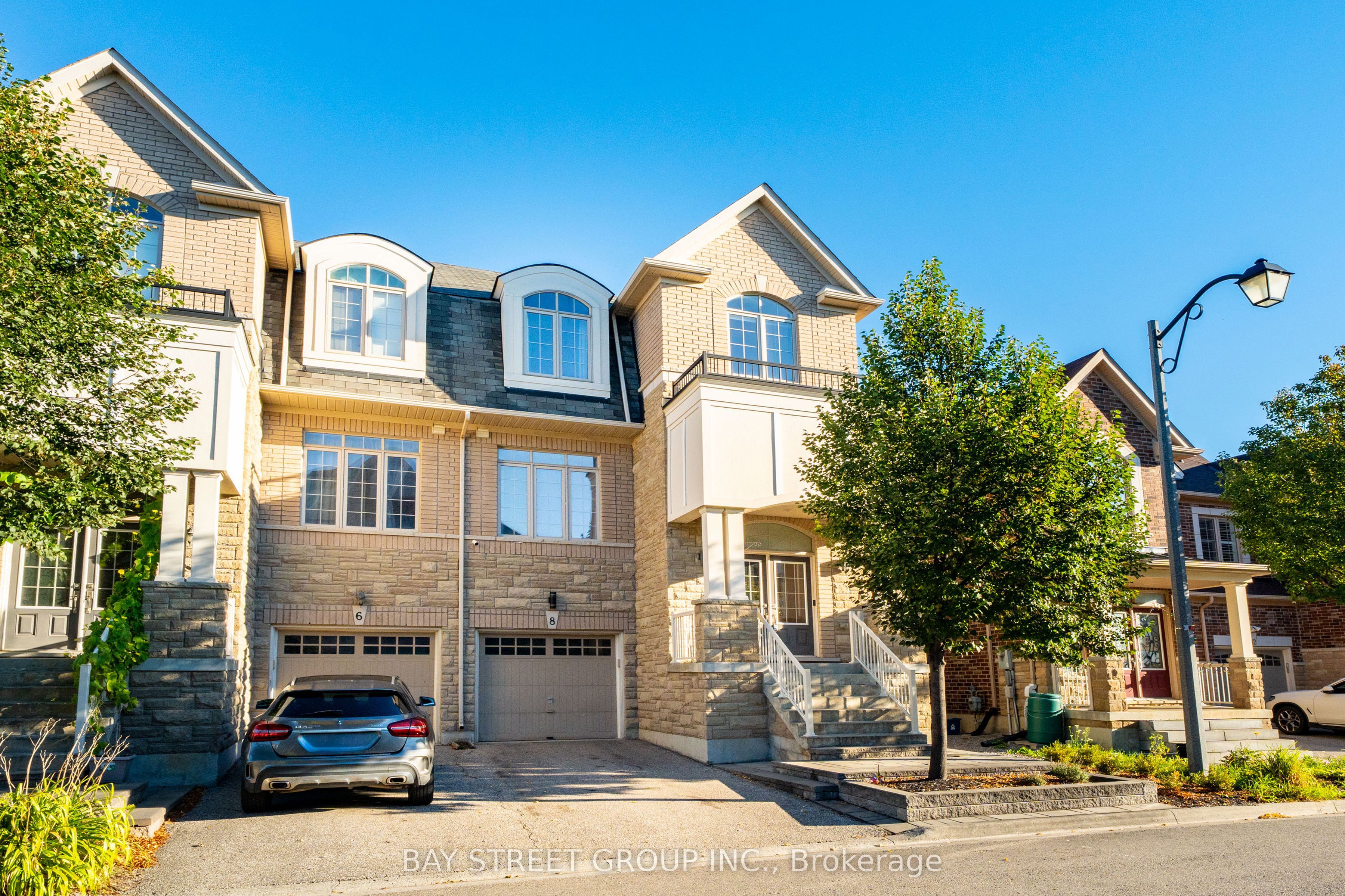 8 Zeng Cheng Drive, Markham, ON L6C 0T7 photo 2