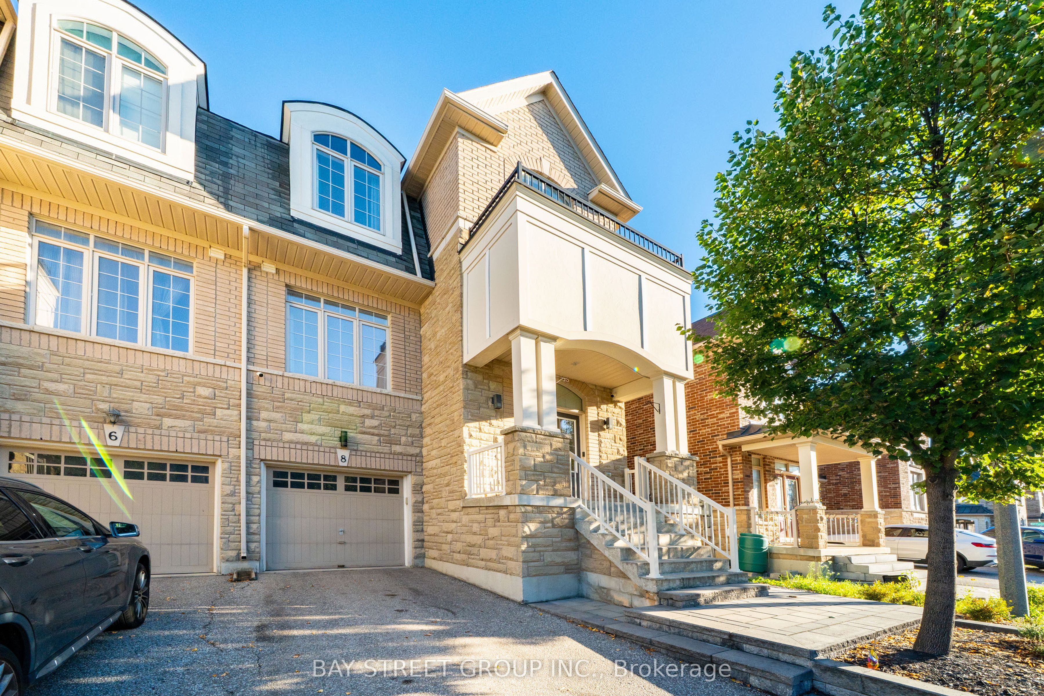 8 Zeng Cheng Drive, Markham, ON L6C 0T7 photo 4