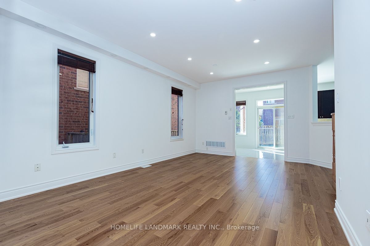 15 Chokecherry Crescent, Markham, ON L6E 0J5 photo 3