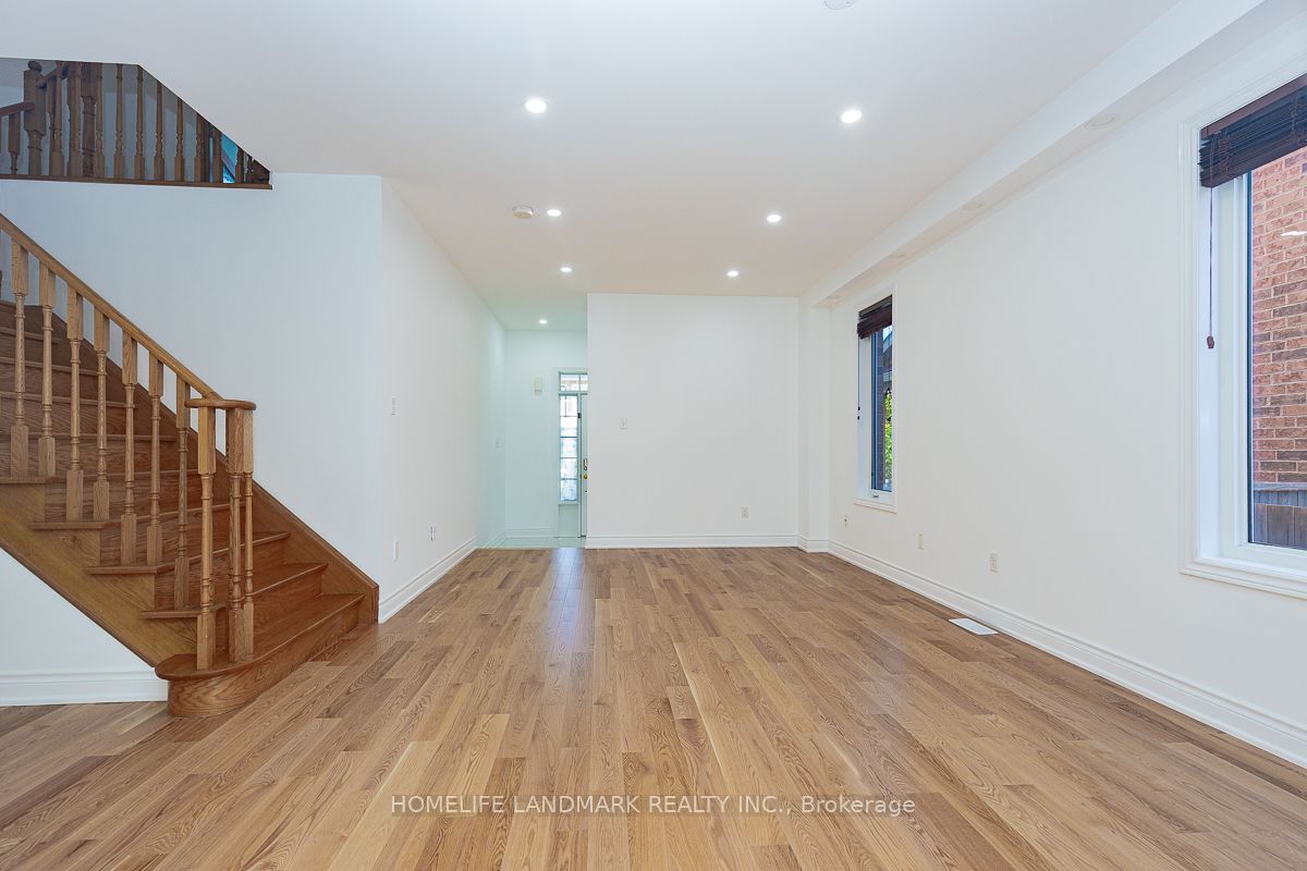 15 Chokecherry Crescent, Markham, ON L6E 0J5 photo 4