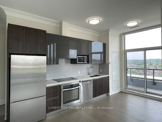 25 Water Walk Drive PH18, Markham, ON L6G 0G3 photo 4