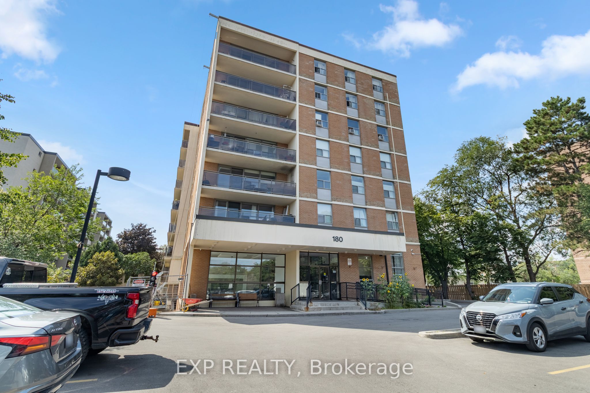 180 Dudley Avenue, Markham, ON L3T 2E9