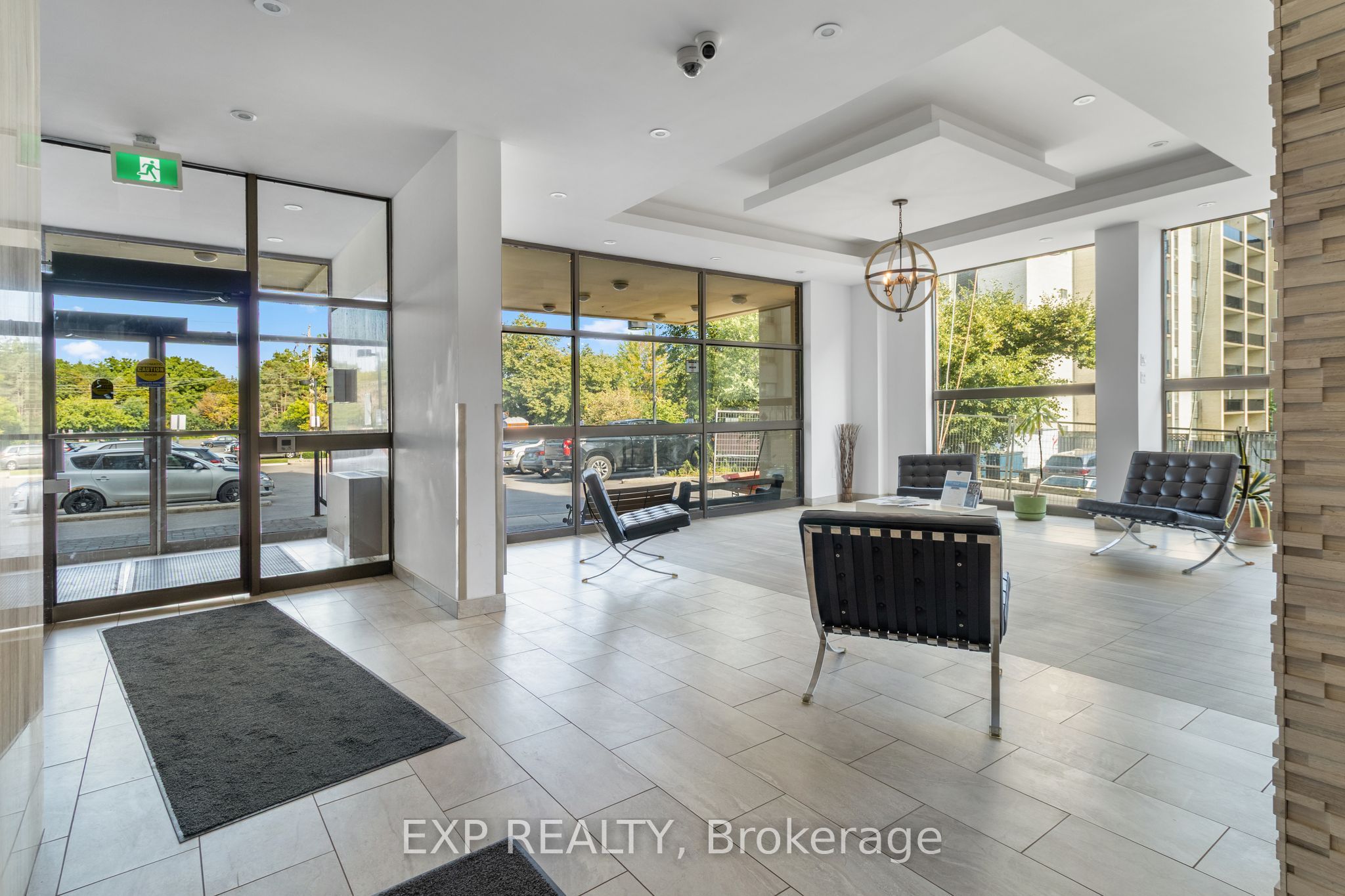 180 Dudley Avenue, Markham, ON L3T 2E9 photo 2