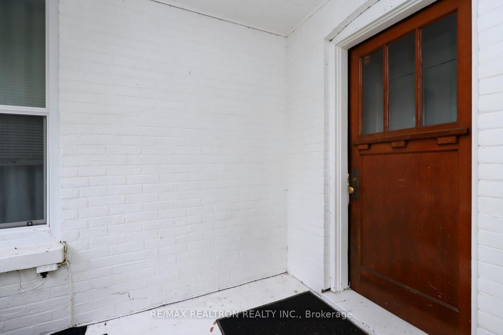 18-20 Reuben Street, Aurora, ON L4G 2M2 photo 3