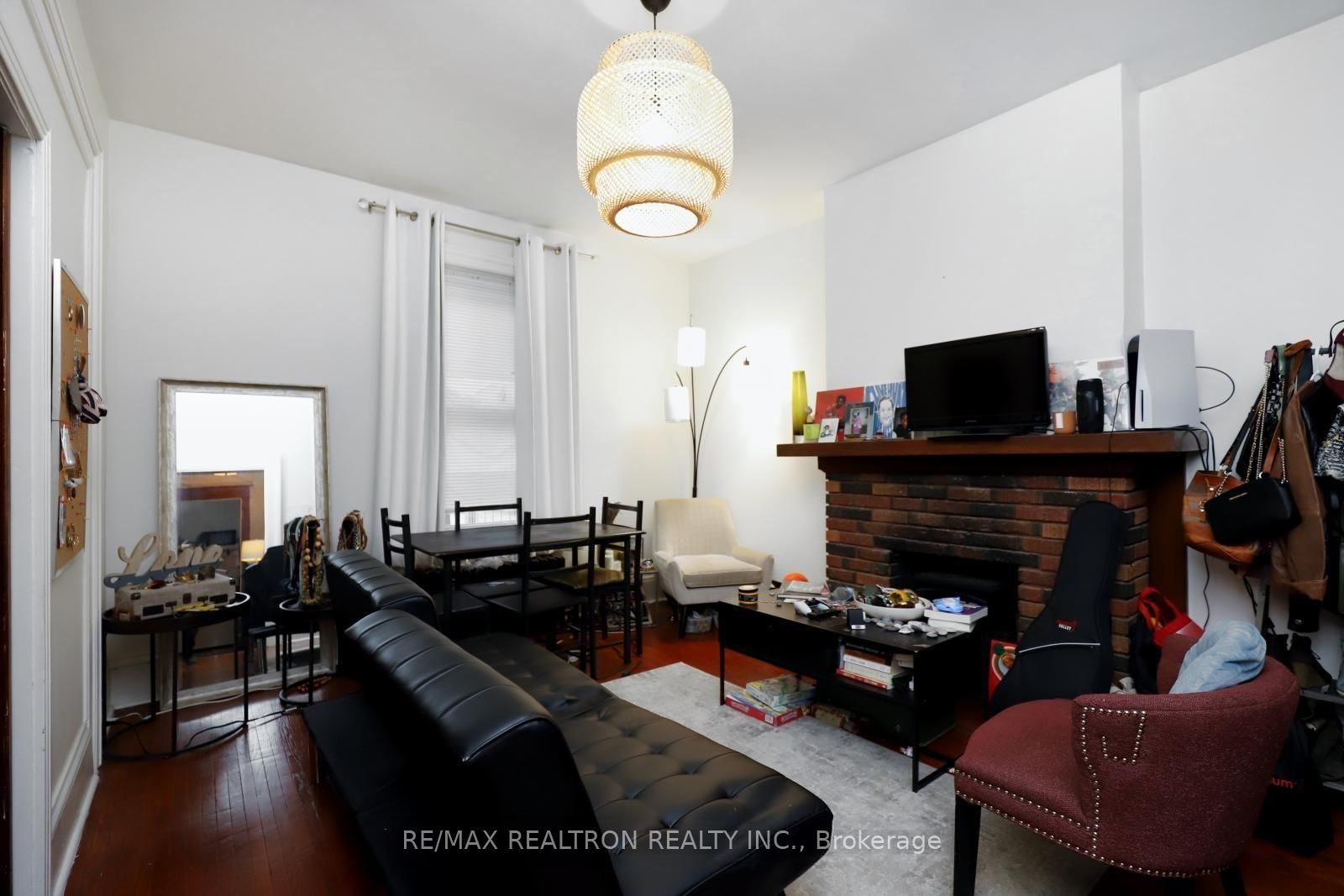 18-20 Reuben Street, Aurora, ON L4G 2M2 photo 4