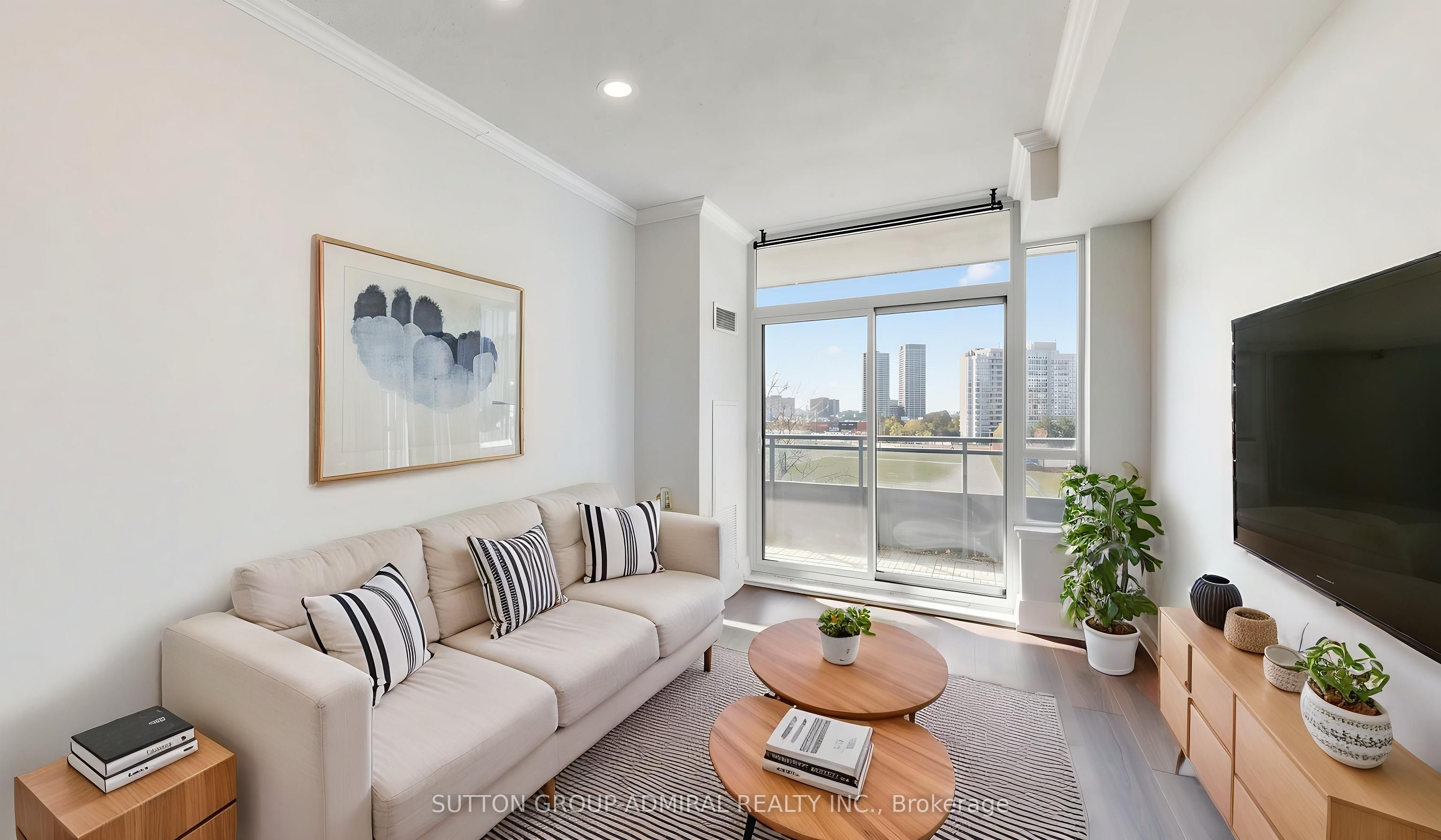 85 North Park Road 406, Vaughan, ON L4J 0H9 photo 5