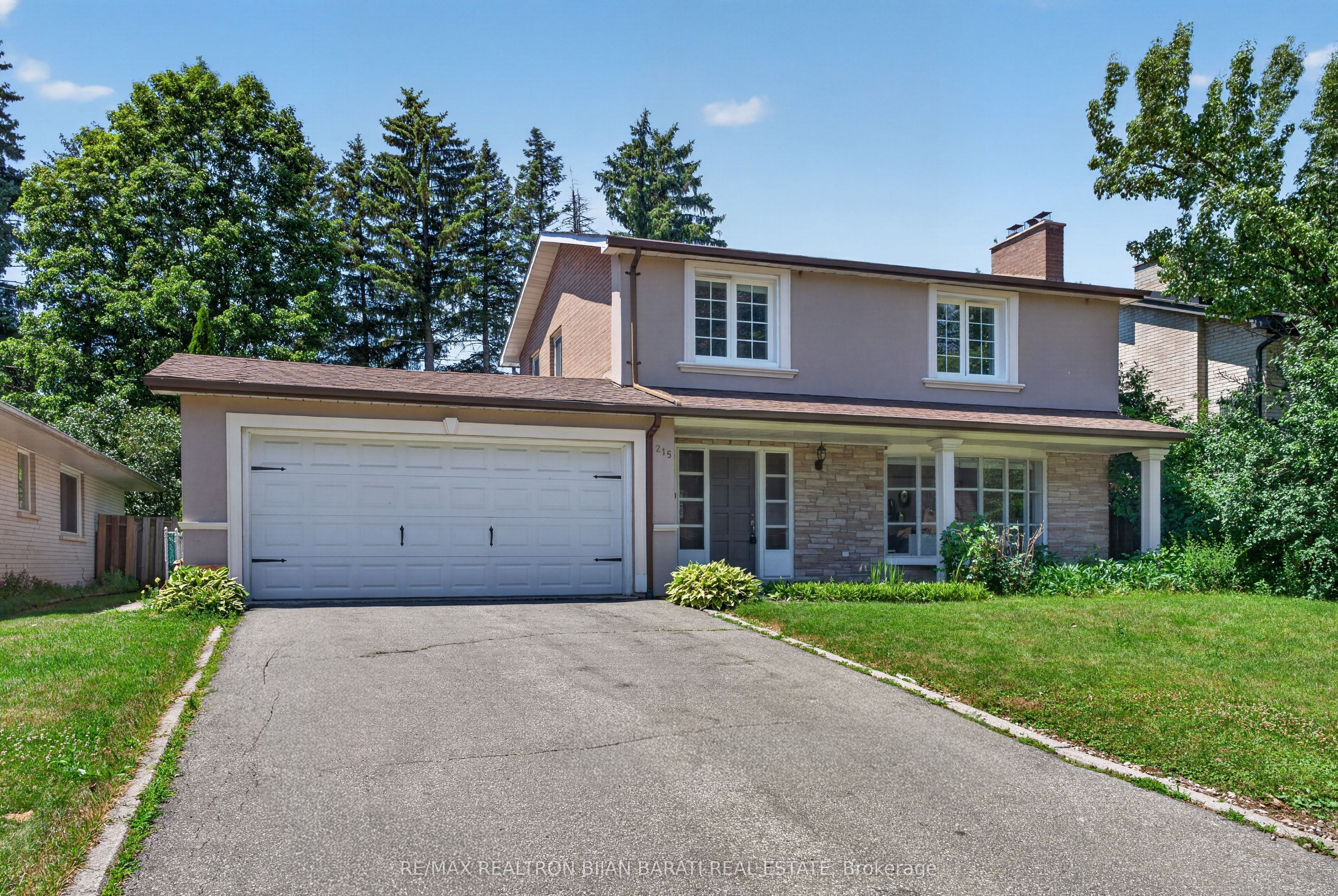 215 Grandview Avenue, Markham, ON L3T 1J3 photo 2