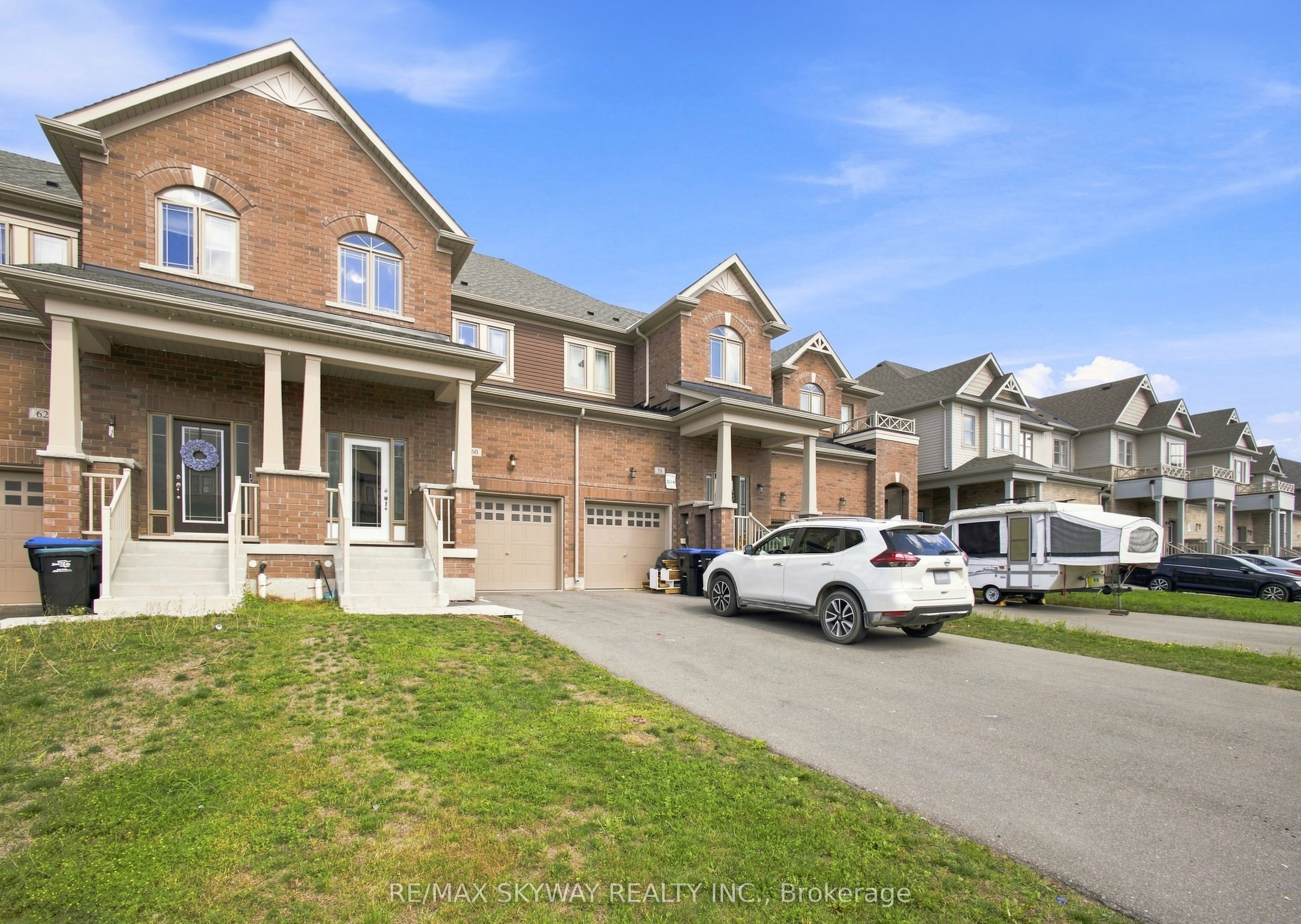 60 Lorne Thomas Place, New Tecumseth, ON L9R 0T6 photo 3