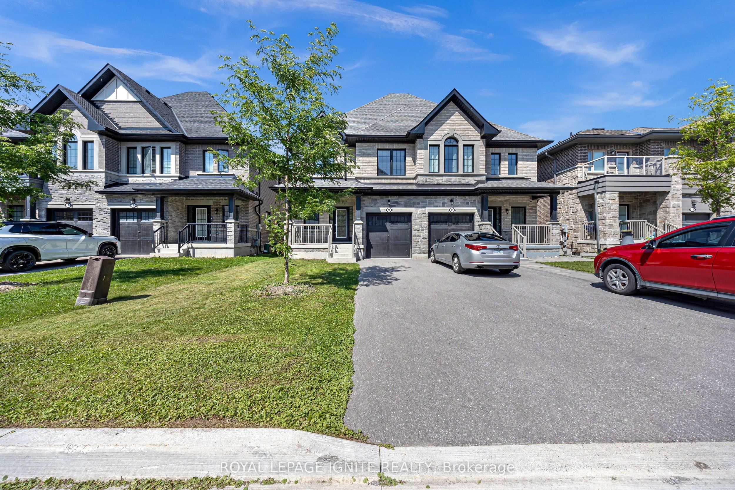 9 Alan Williams Trail, Uxbridge, ON L9P 0R5 photo 2