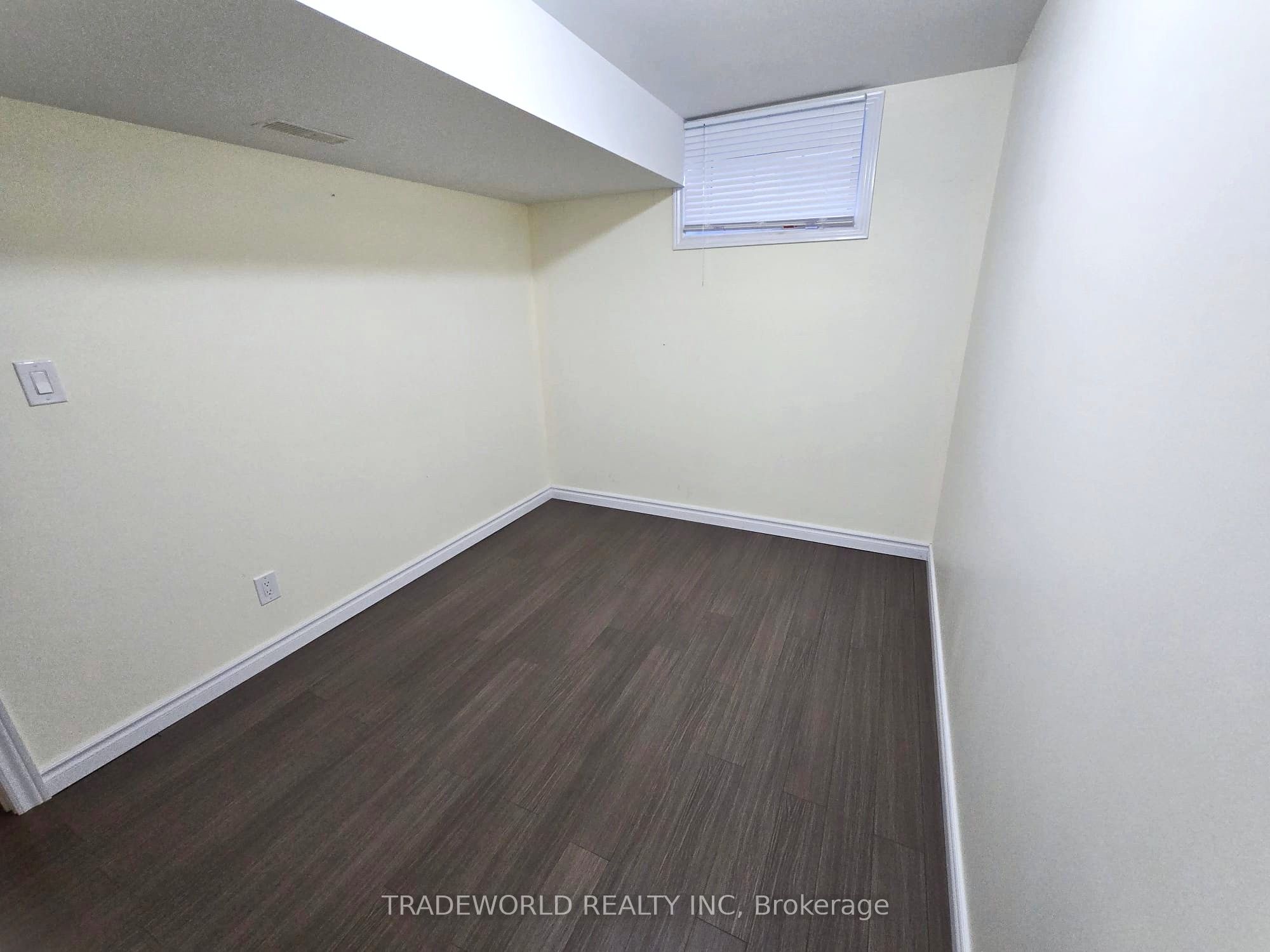 1 Donald Buttress Boulevard W Bsmt, Markham, ON L6C 1H9 photo 4