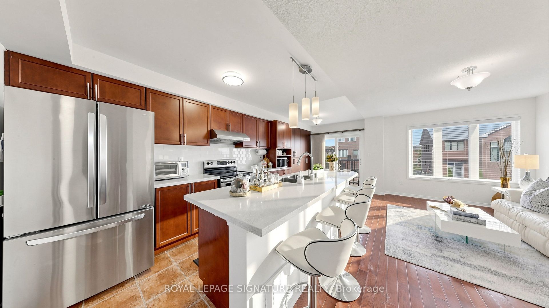 7 Rock Garden Street, Markham, ON L6B 0J6 photo 2