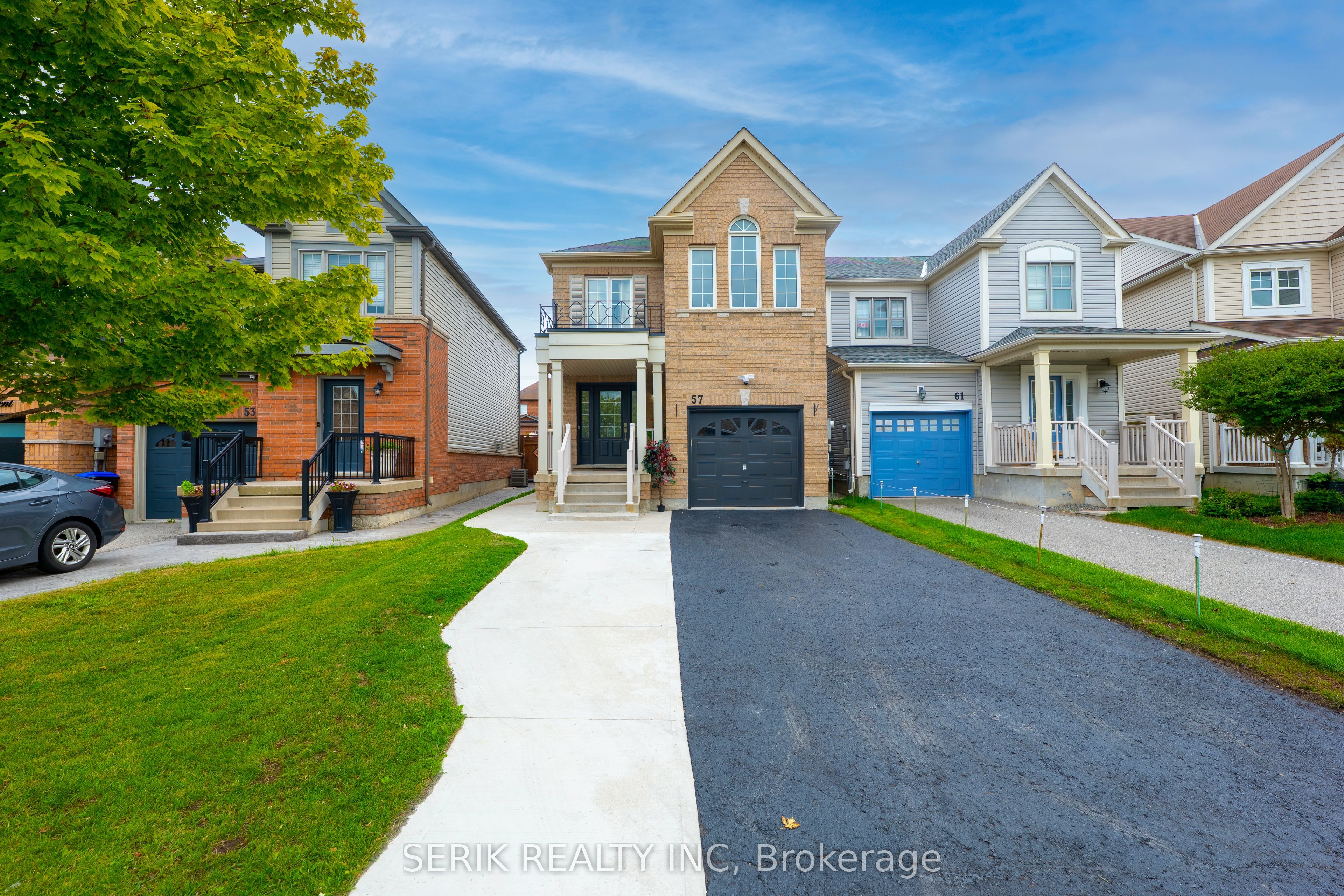 57 Liberty Crescent, Bradford West Gwillimbury, ON L3Z 0P5 photo 2