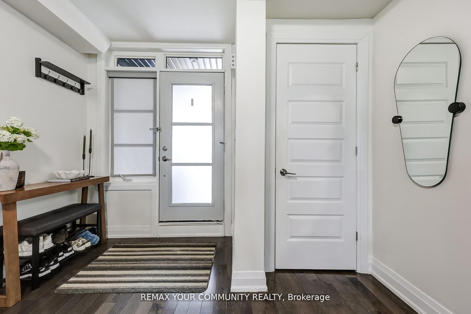 8169 Kipling Avenue 29, Vaughan, ON L4L 0G4 photo 2