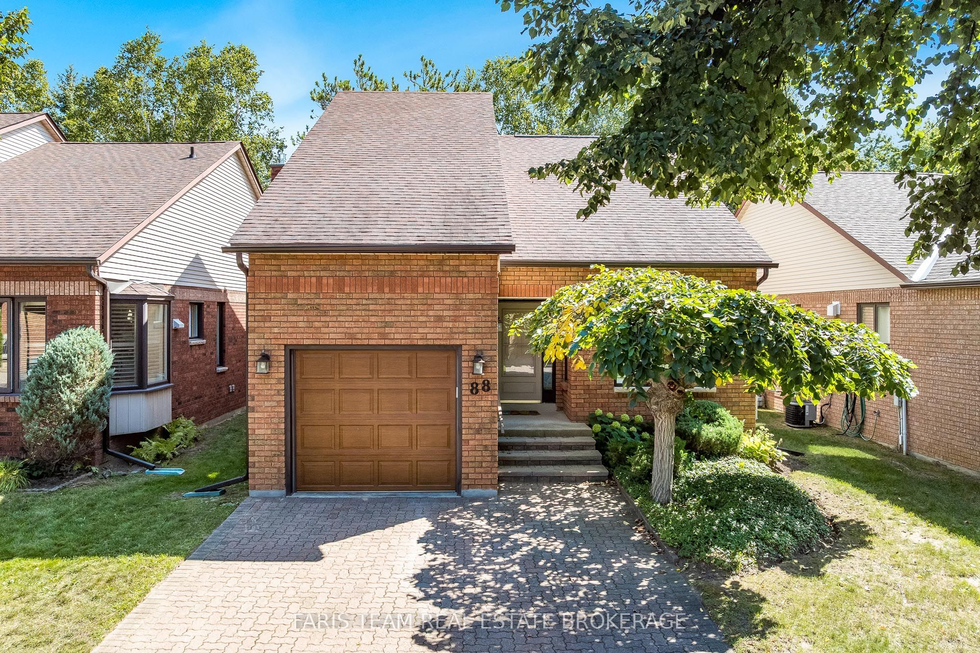 88 Green Briar Road, New Tecumseth, ON L9R 1S2