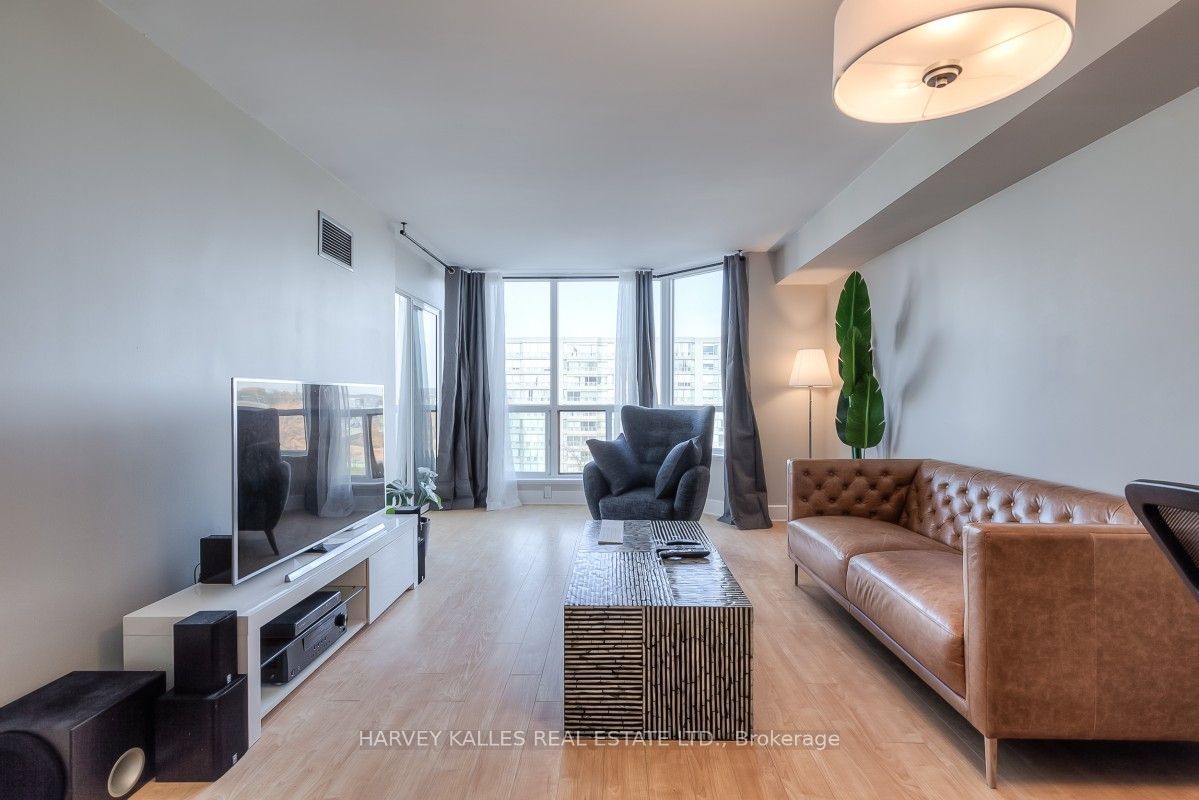 175 Cedar Avenue 710, Richmond Hill, ON L4C 9V3