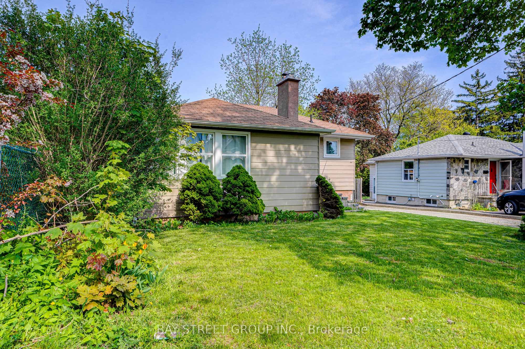 161 Church Street S, Richmond Hill, ON L4C 1W5