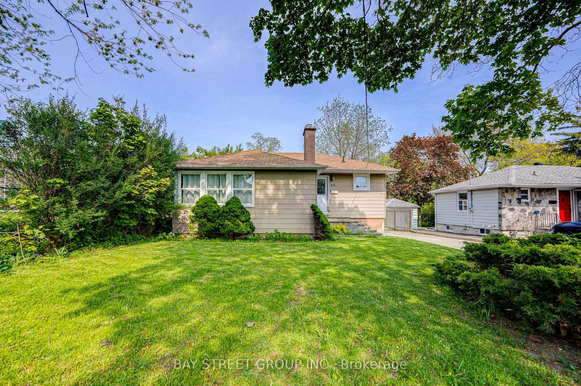 161 Church Street S, Richmond Hill, ON L4C 1W5 photo 2