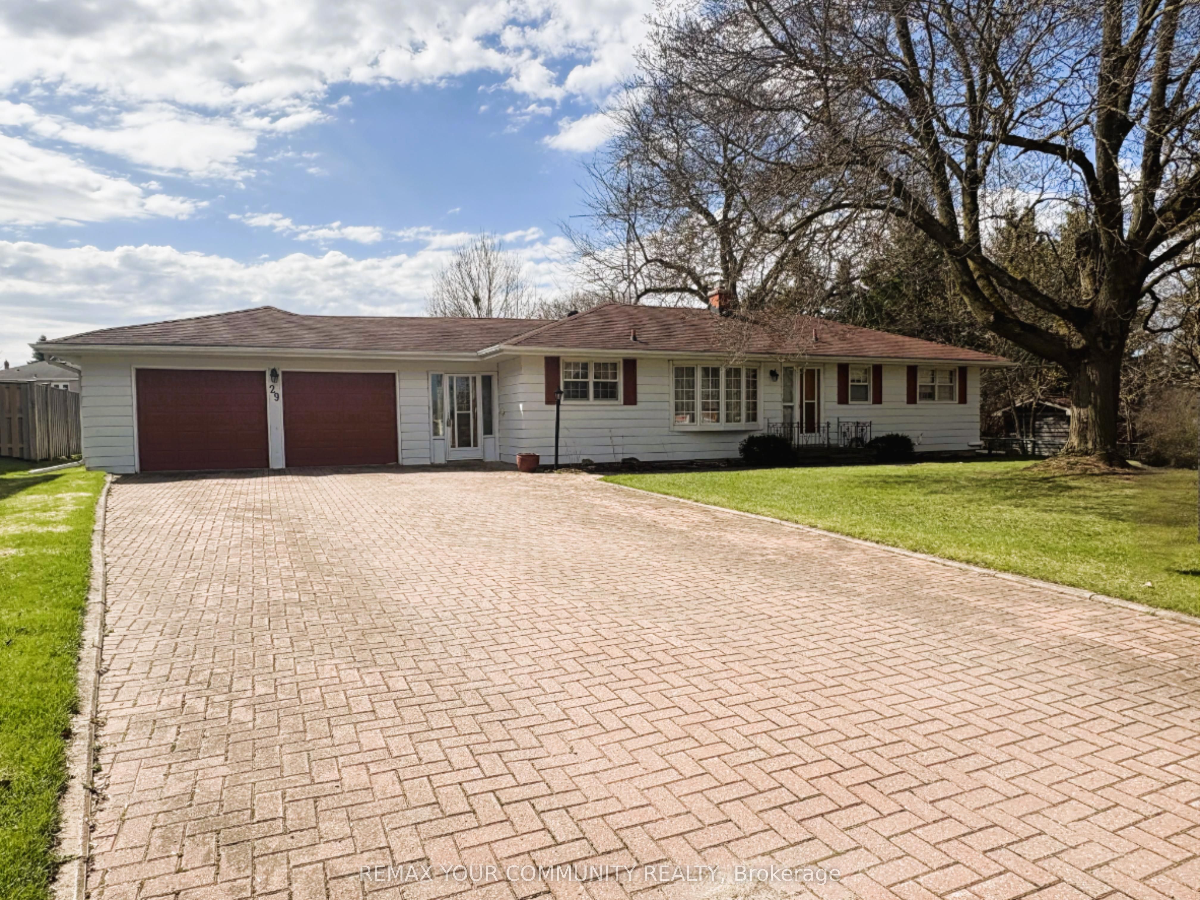 29 Patricia Drive, King, ON L7B 1H5