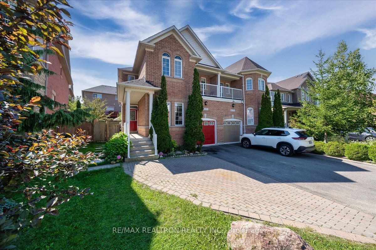 37 Lebovic Drive, Richmond Hill, ON L4E 5C6 photo 3