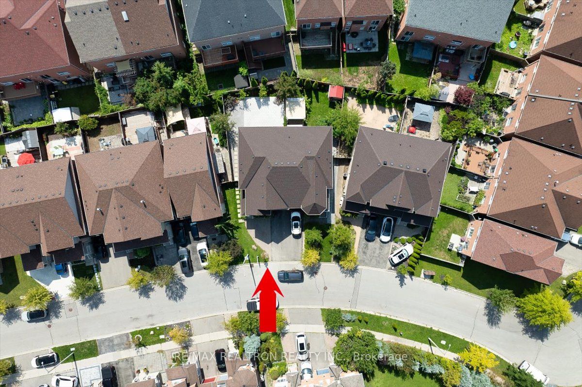 37 Lebovic Drive, Richmond Hill, ON L4E 5C6 photo 5