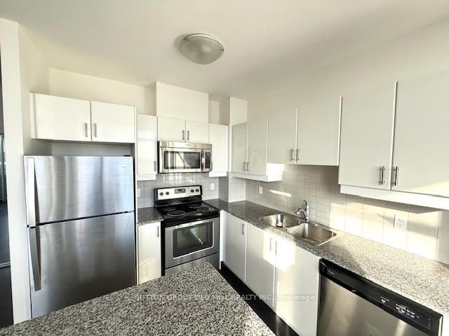 2900 Highway 7 510, Vaughan, ON L4K 0G3 photo 2